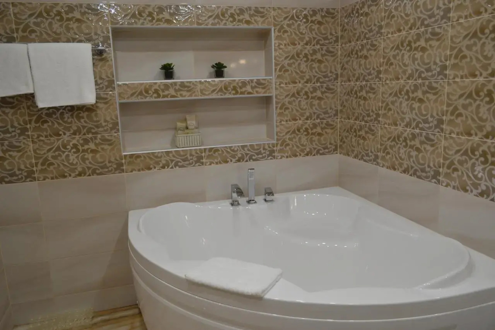 Отель Атриум