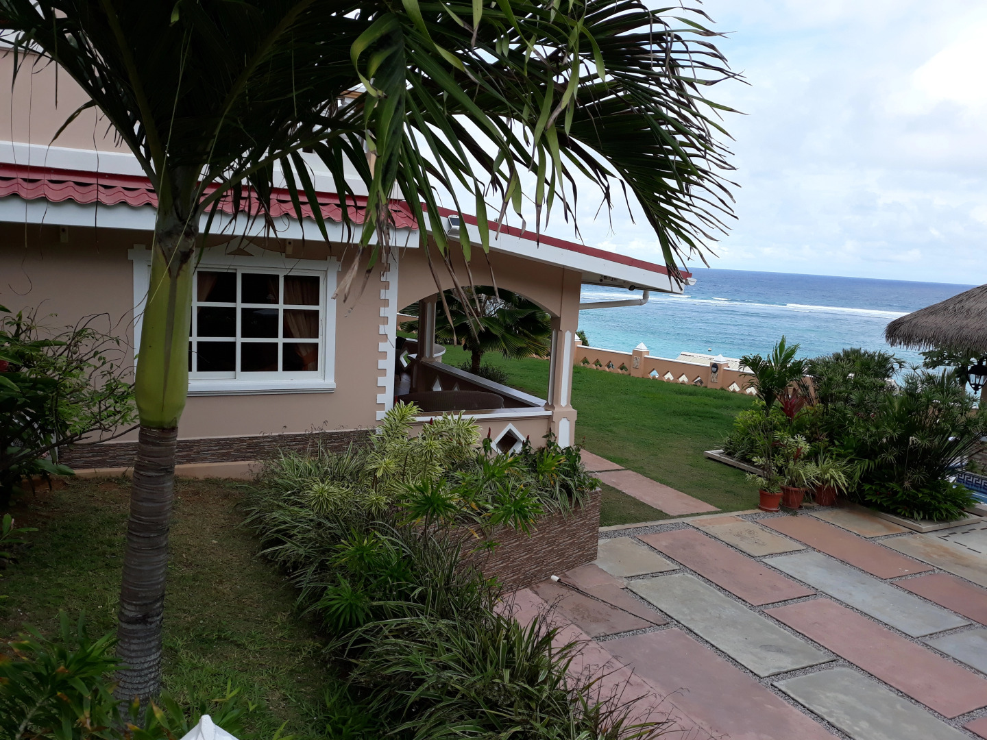 Апартаменты Au Fond De Mer View