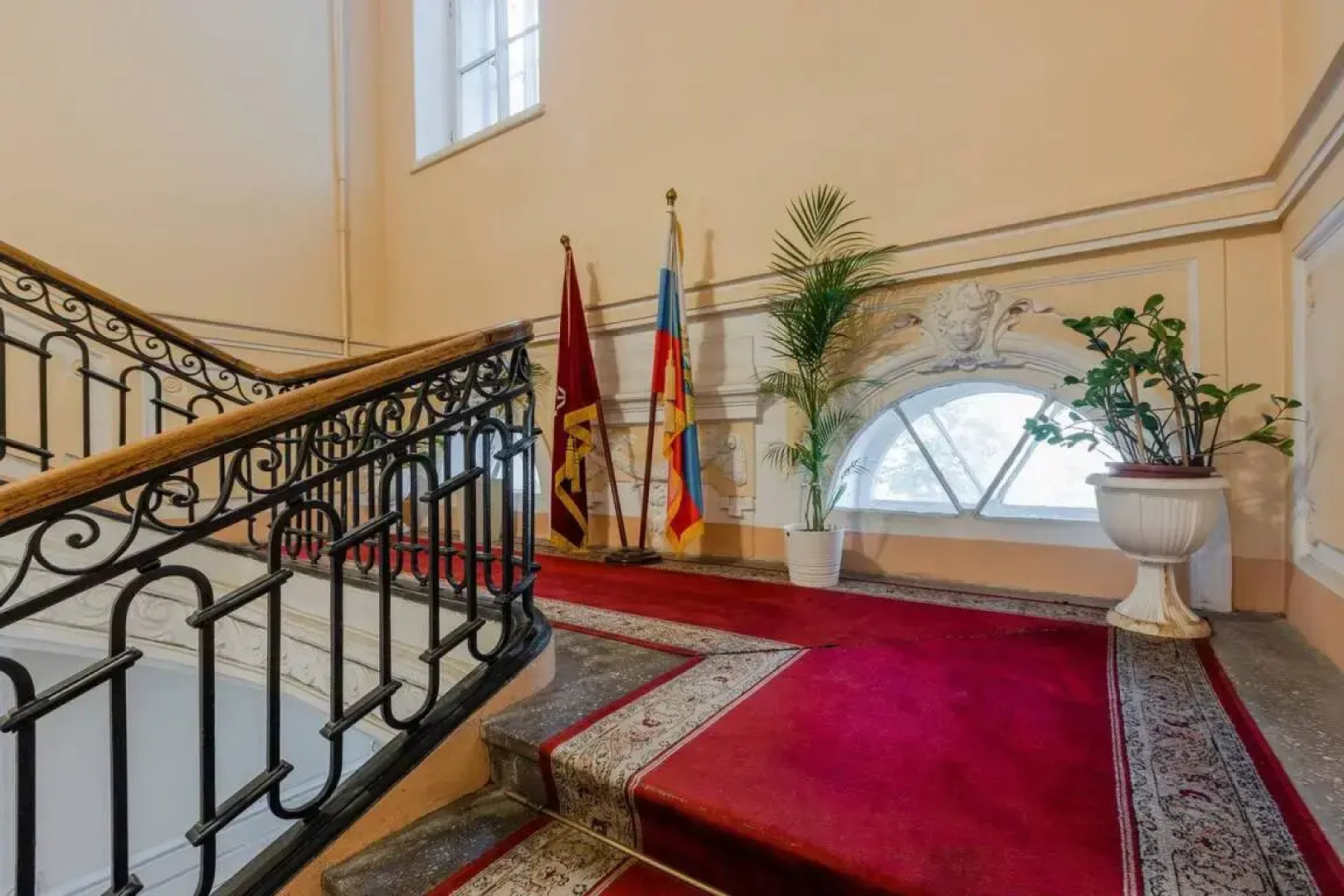 Апартаменты a.m. Rooms Neva Jacuzzi (Angliyskaya Naberezhnaya)