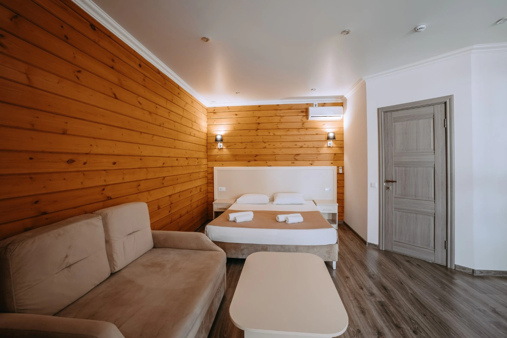 Отель Горгиппия