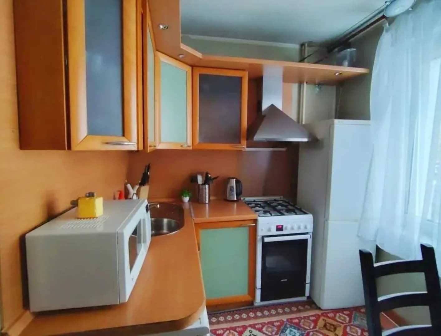 Квартира GoldApart Мантулинская 2