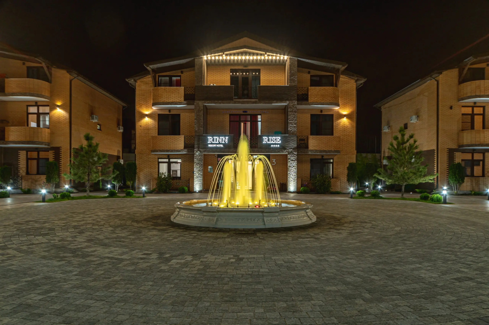 Отель Rinn Rise