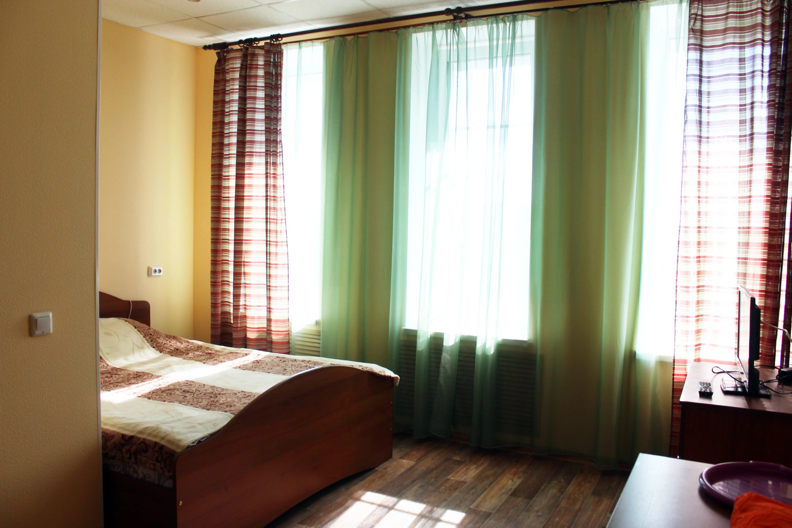 Отель Планета