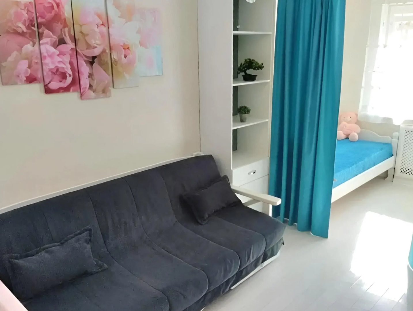 Квартира с видом на стадион