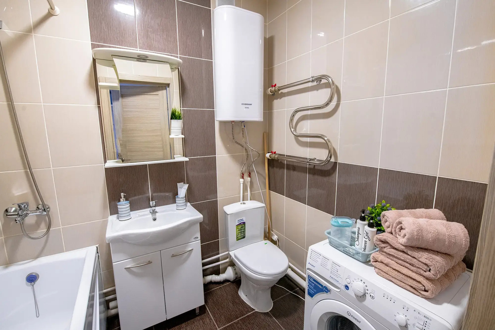 Апартаменты TopHouse на Можжевеловой 18, 9 этаж