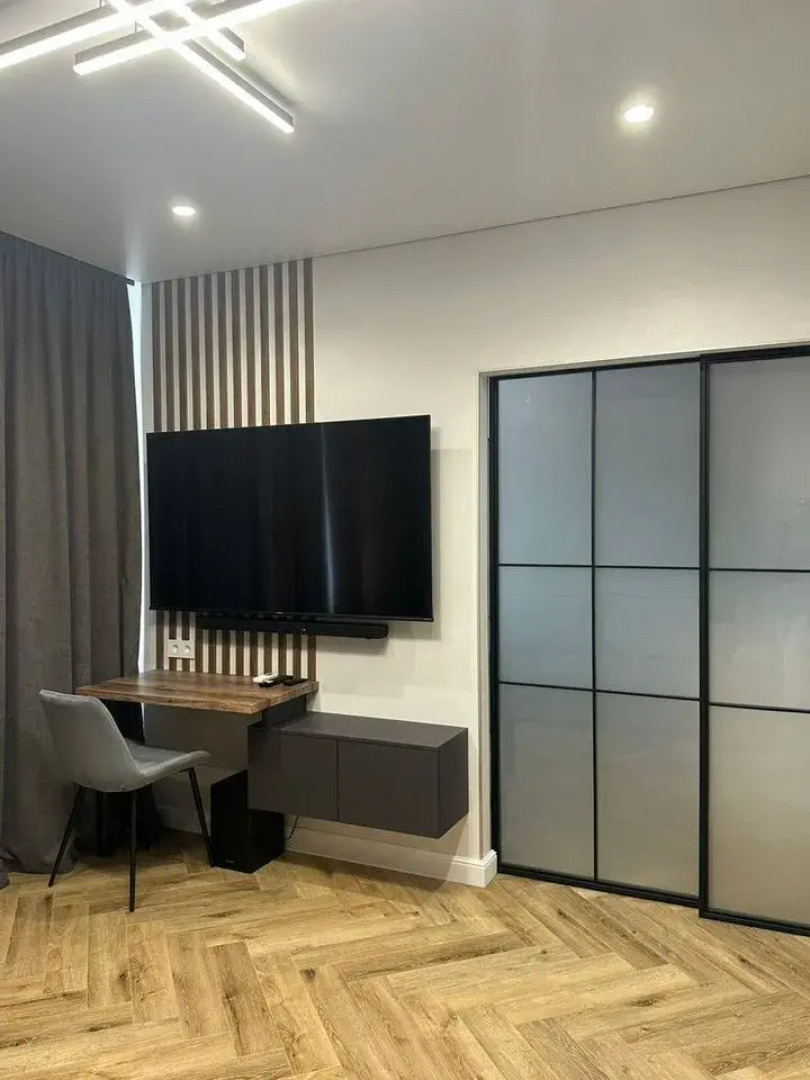 Квартира в ЖK Лазуpный