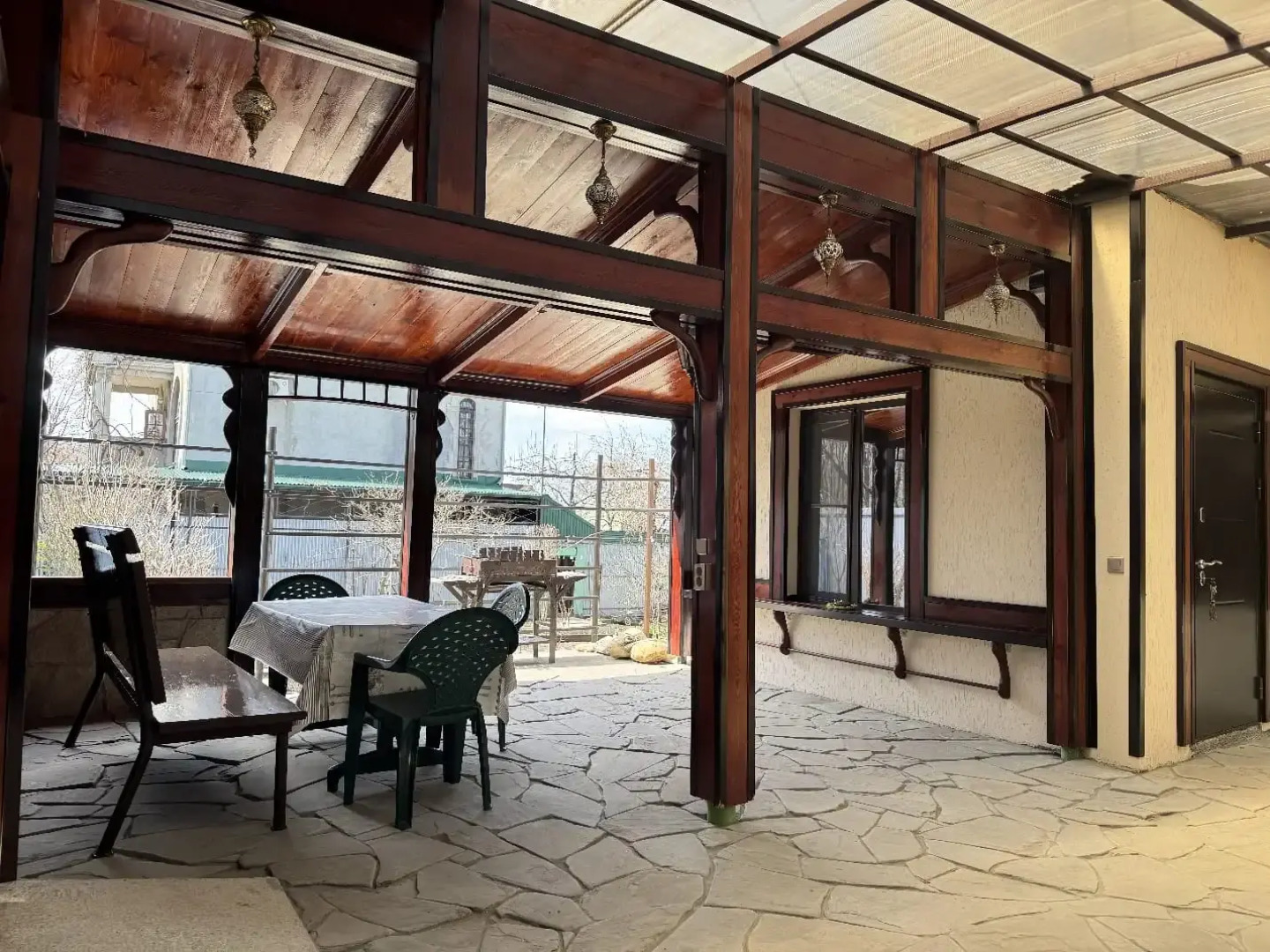 Частный дом в Тишине