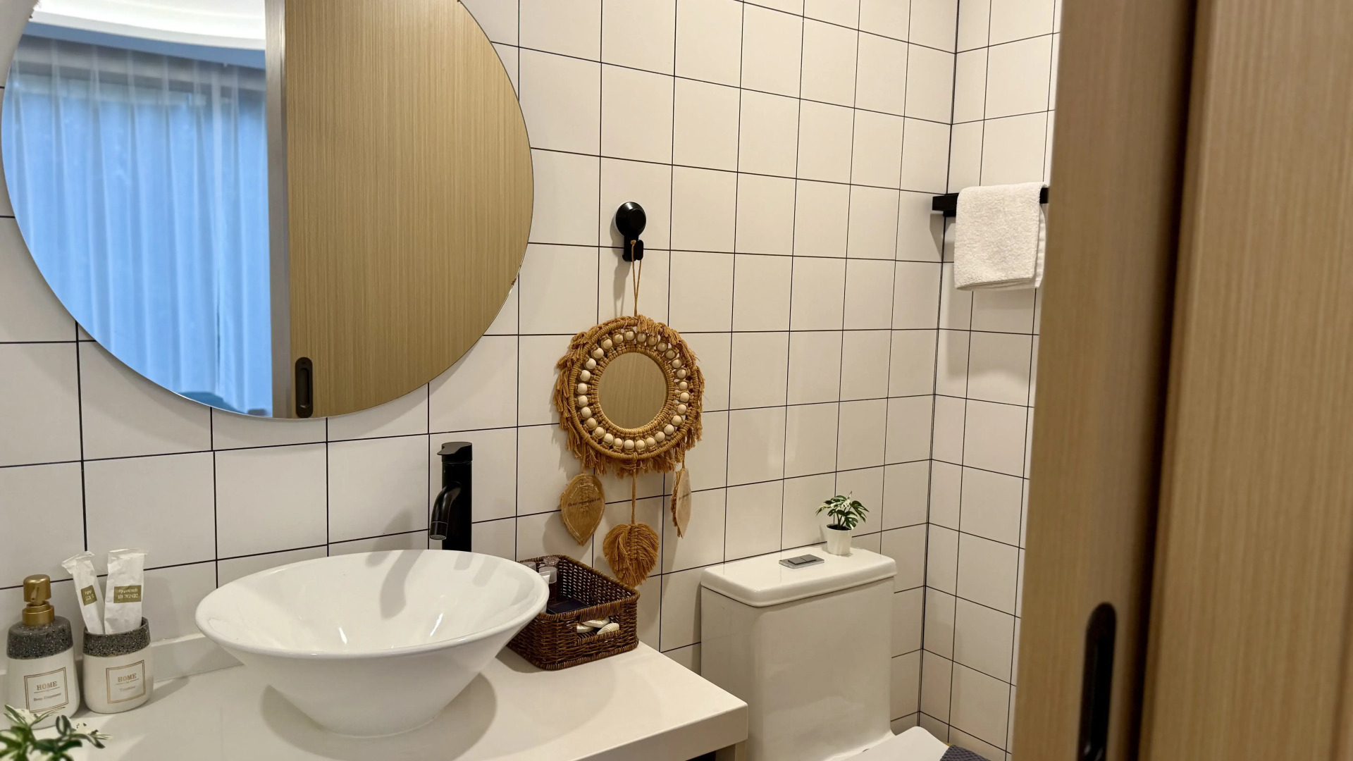 Квартира Новая с двумя спальнями  и бассейном  у моря пляж Камала