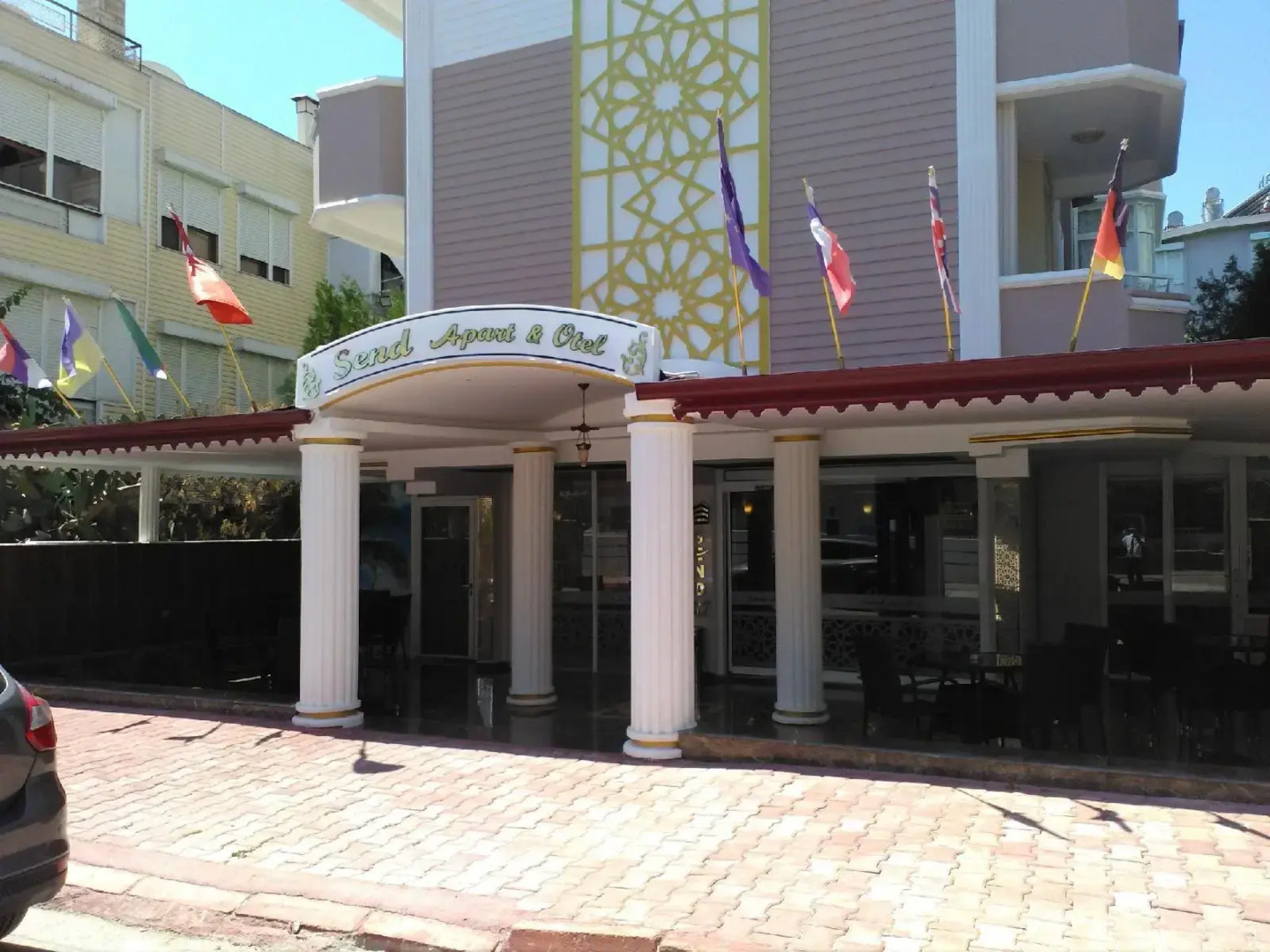 Отель Send Apart