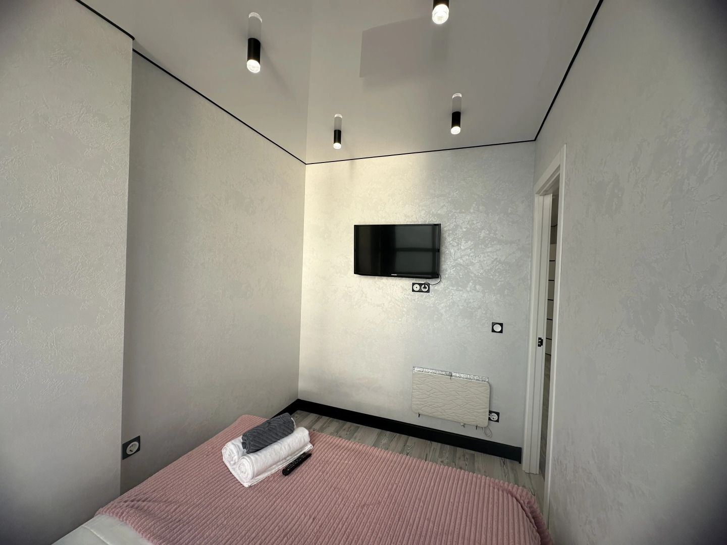 Квартира Шикарная 2-комнатная квартира у моря на Столетии 163