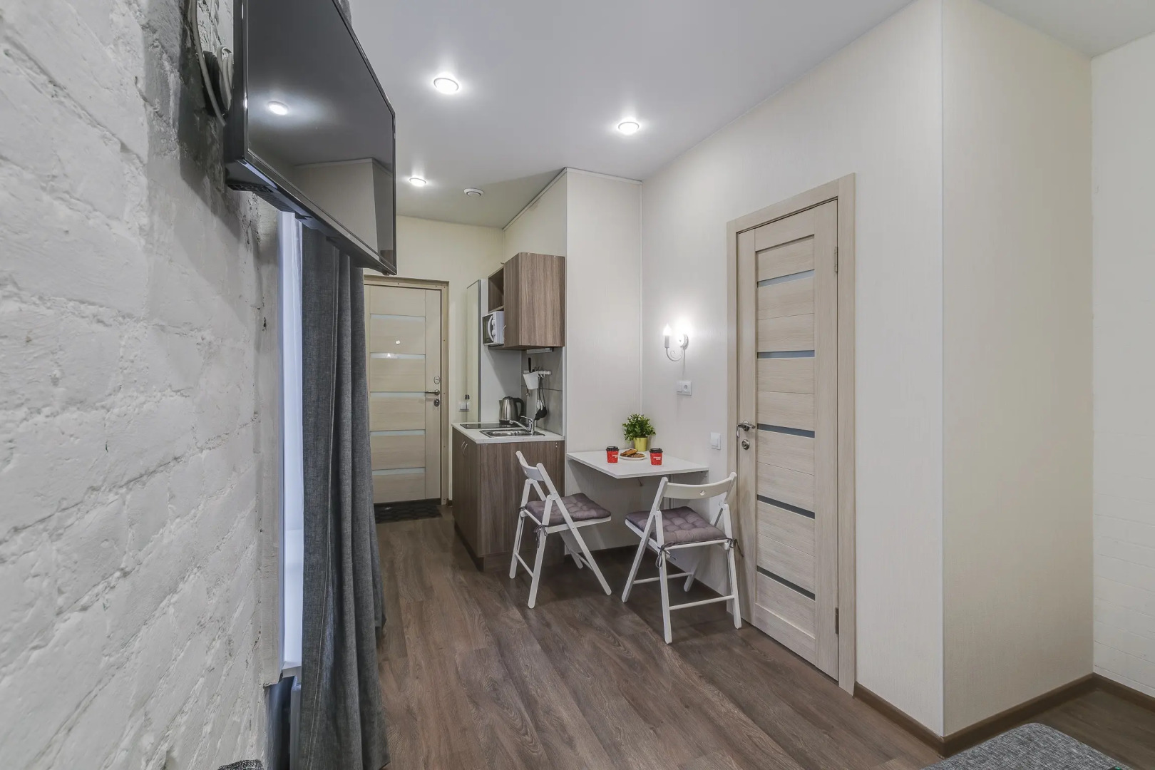 Апартаменты Ленина 49