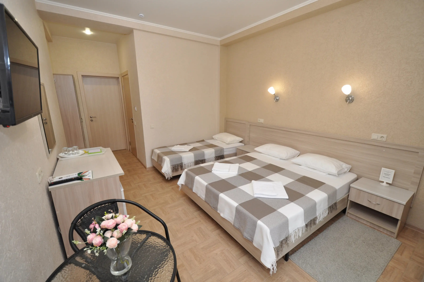 Гостевой дом AUGUST на Пионерском