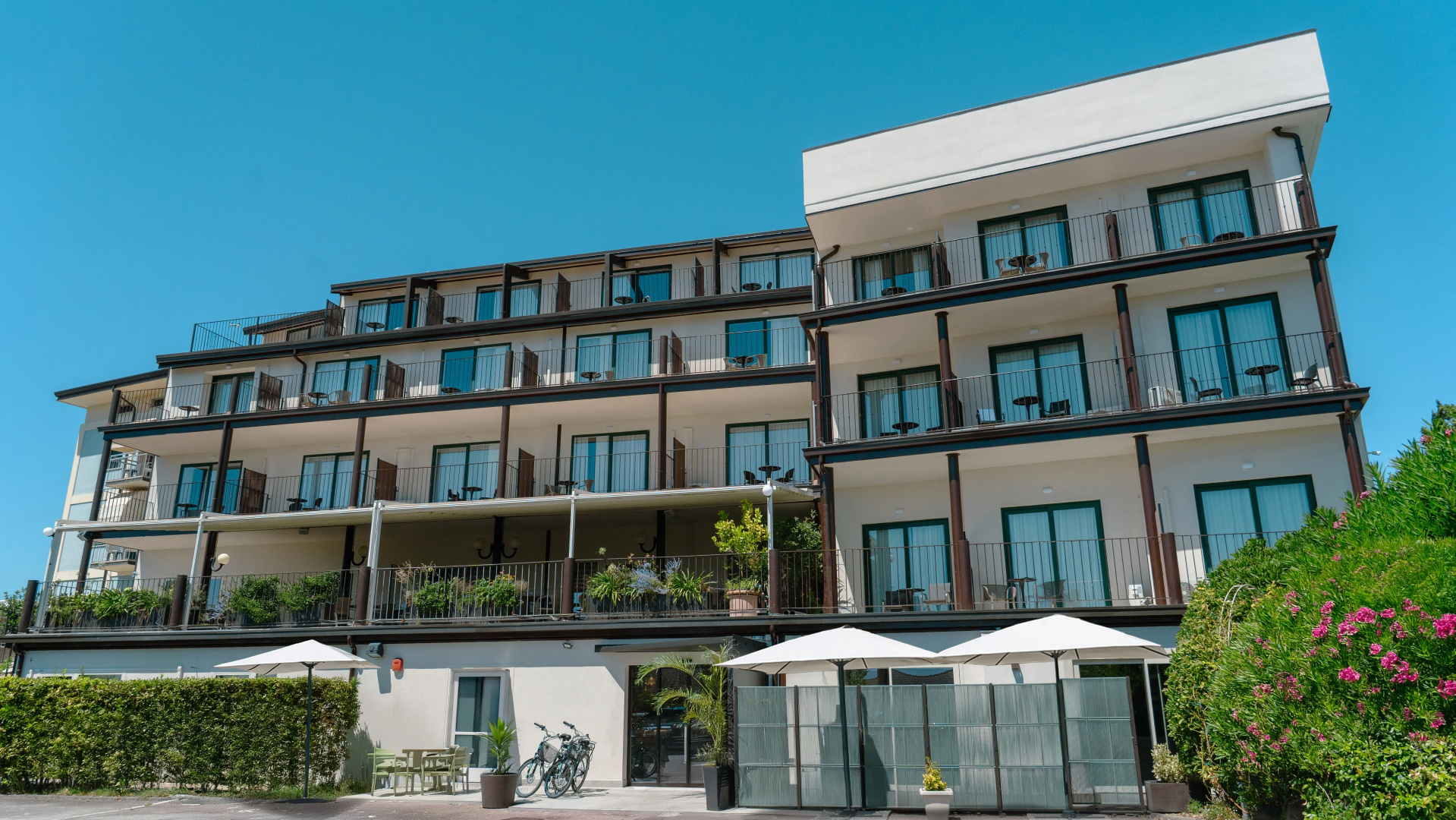 Отель AHG Riva Del Sole Hotel - Adults Only
