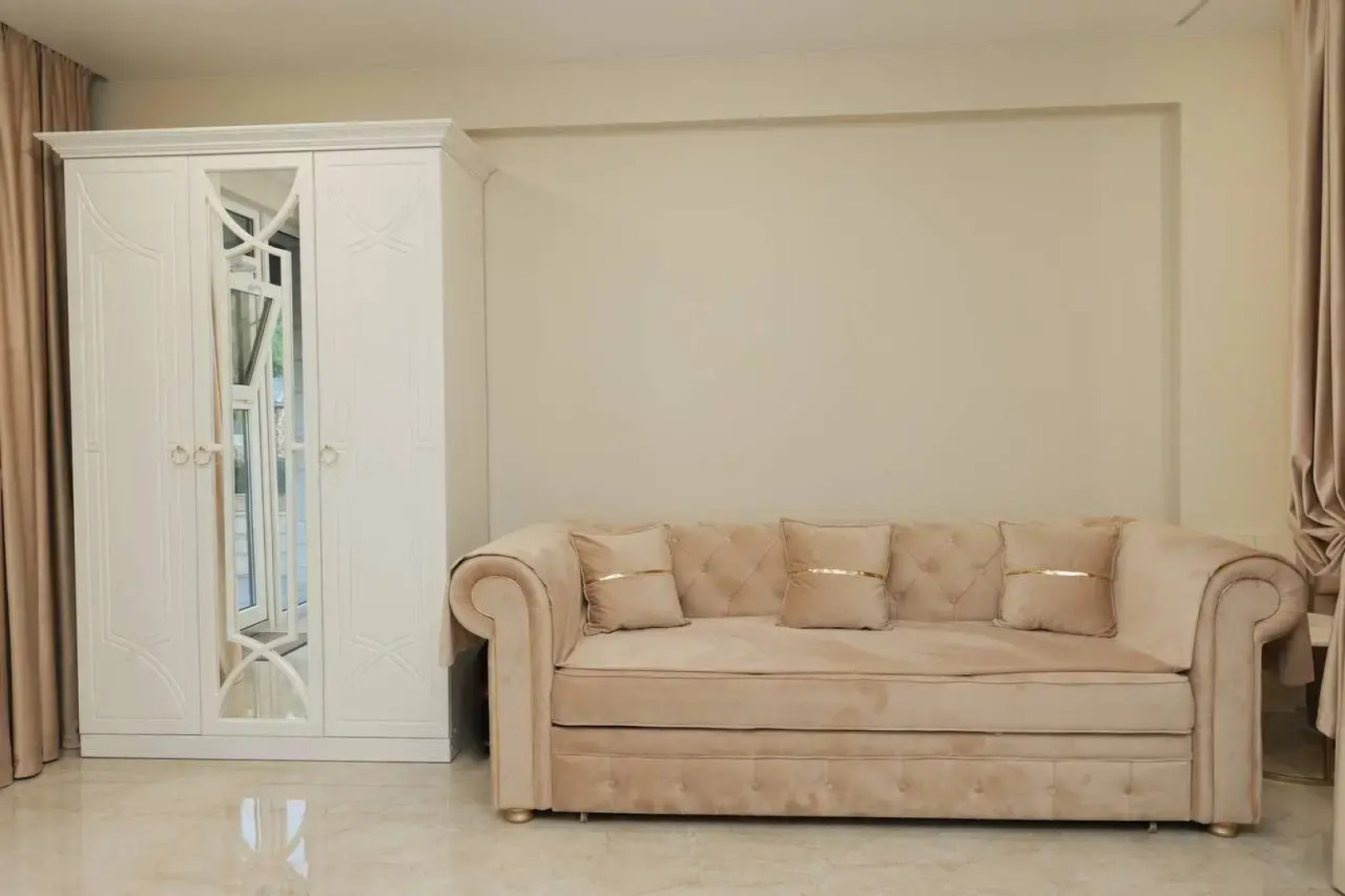 Апарт-отель Astoria Apartments