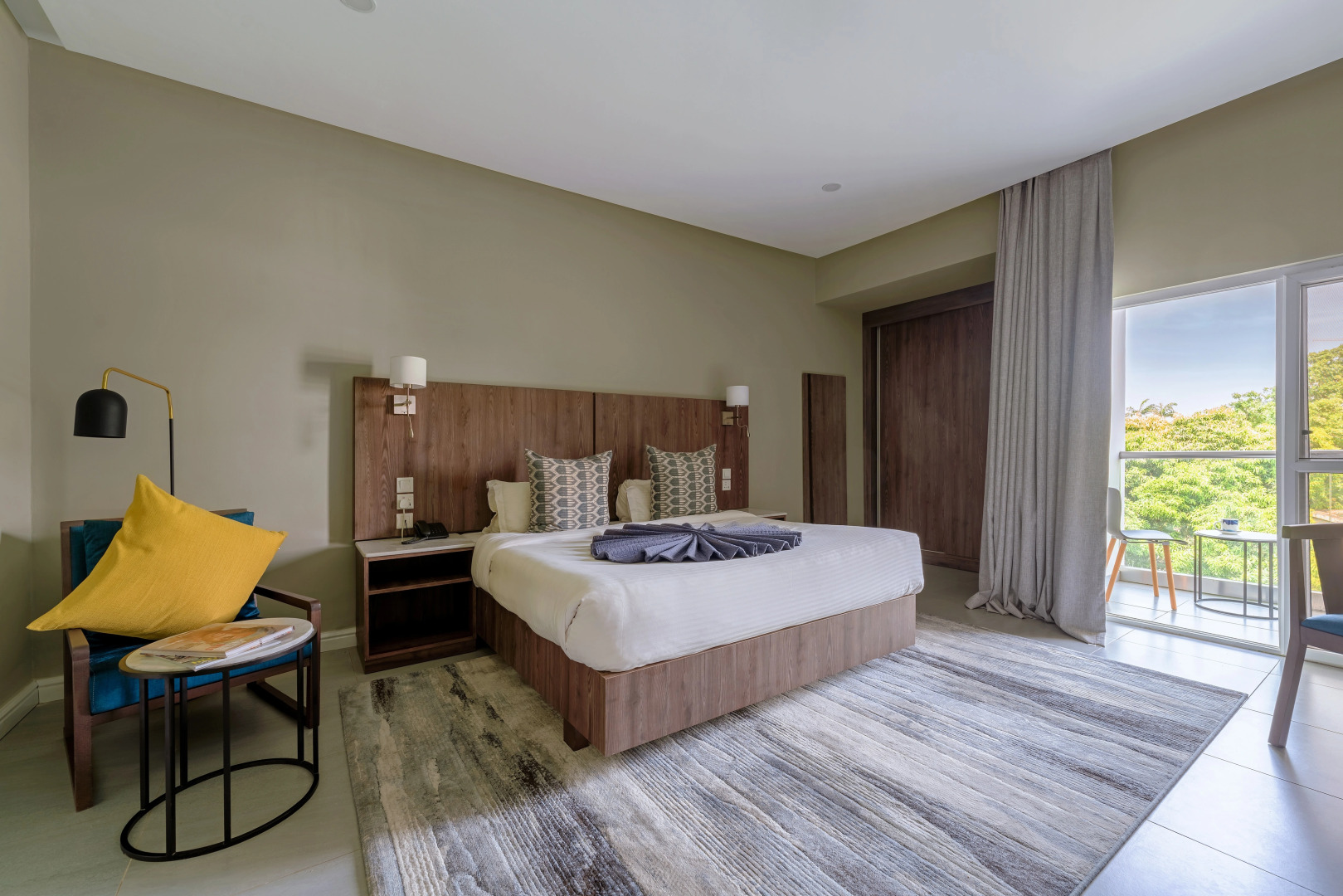 Отель Central Ridge