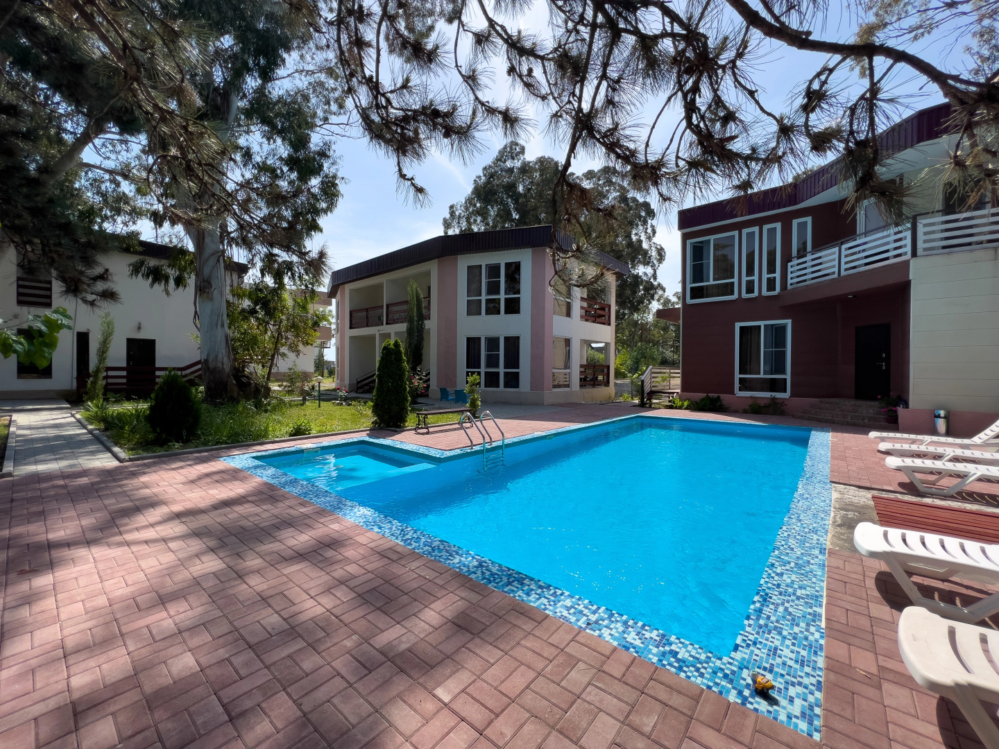 Апартаменты Лазурный Берег