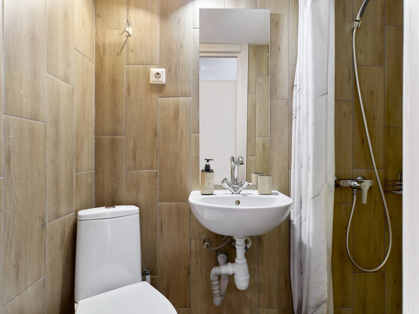 Апартаменты Rush in Aparts Бесконтактное Заселением 24/7 в центре Казани