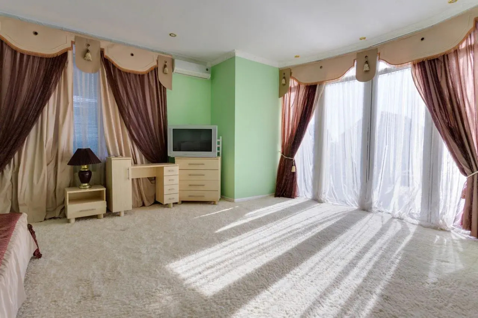 Вилла Аврора