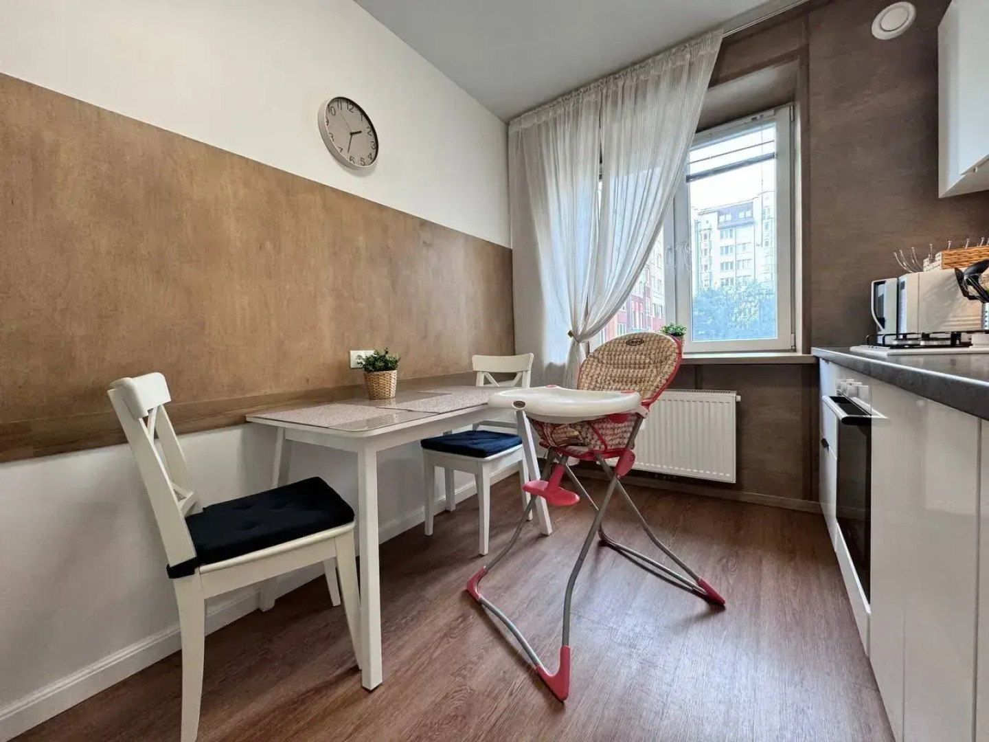 Апартаменты 39квартир с детской кроваткой