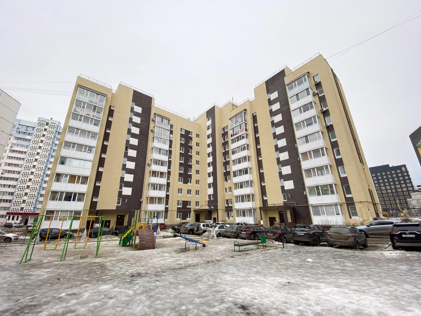 Апартаменты двухкомнатные у аквапарка Улёт