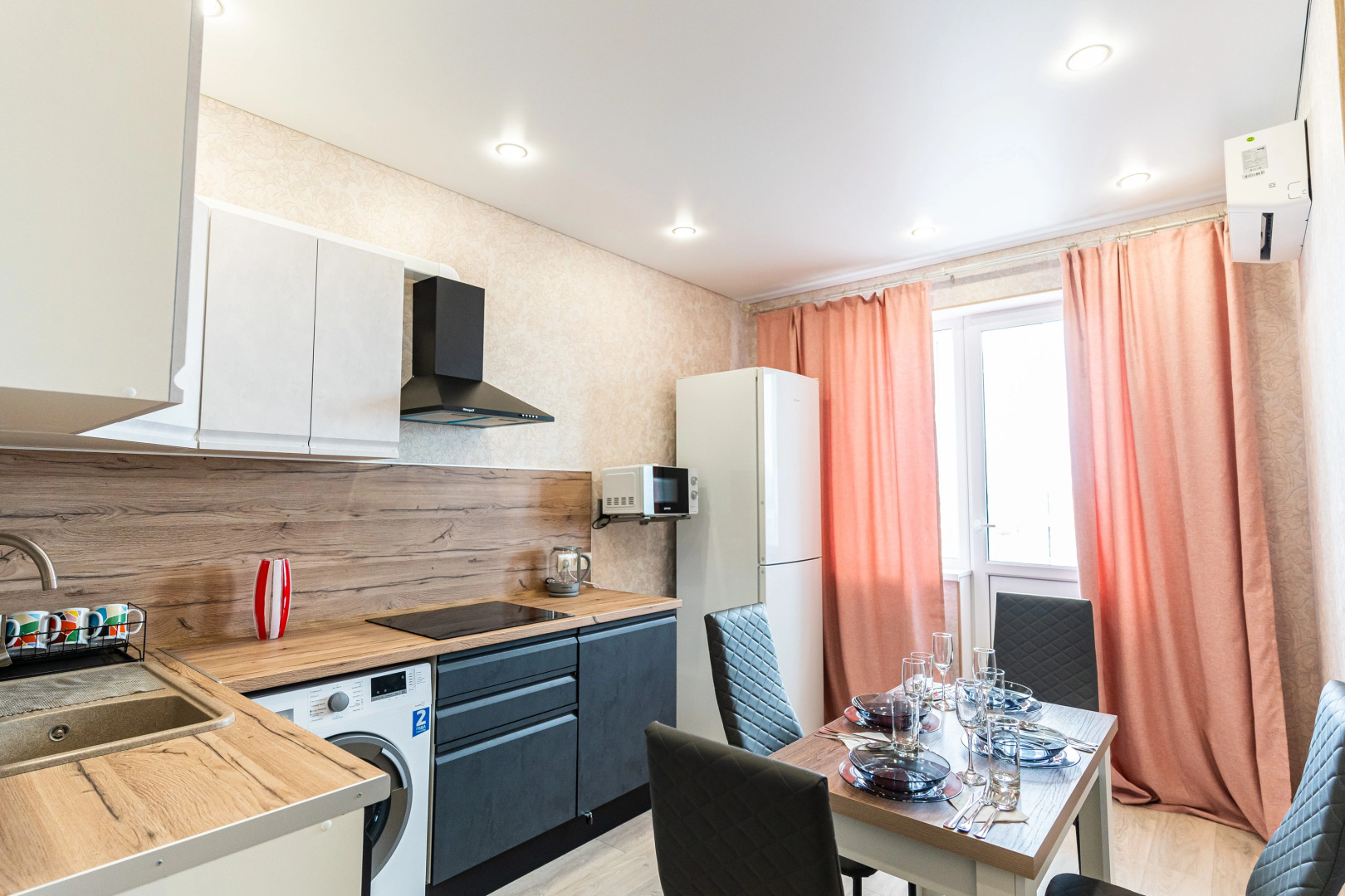 Апартаменты в Южном Районе Новороссийска от LetoАрrt