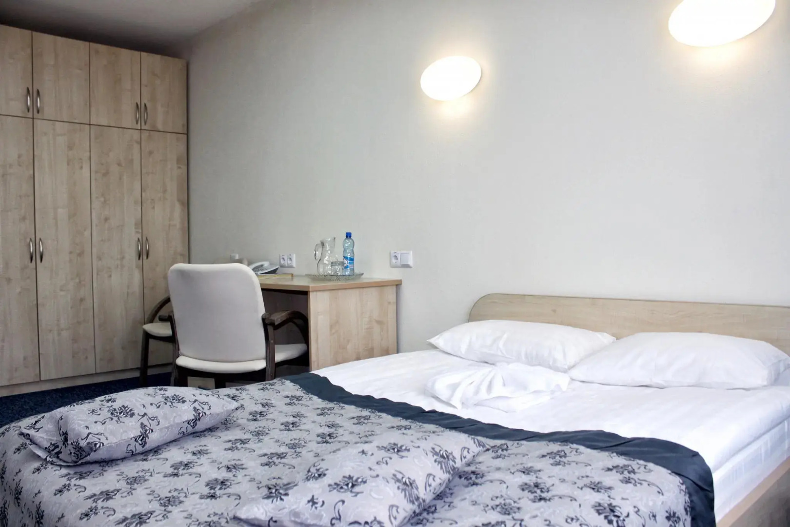 Отель Ист Тайм TGB