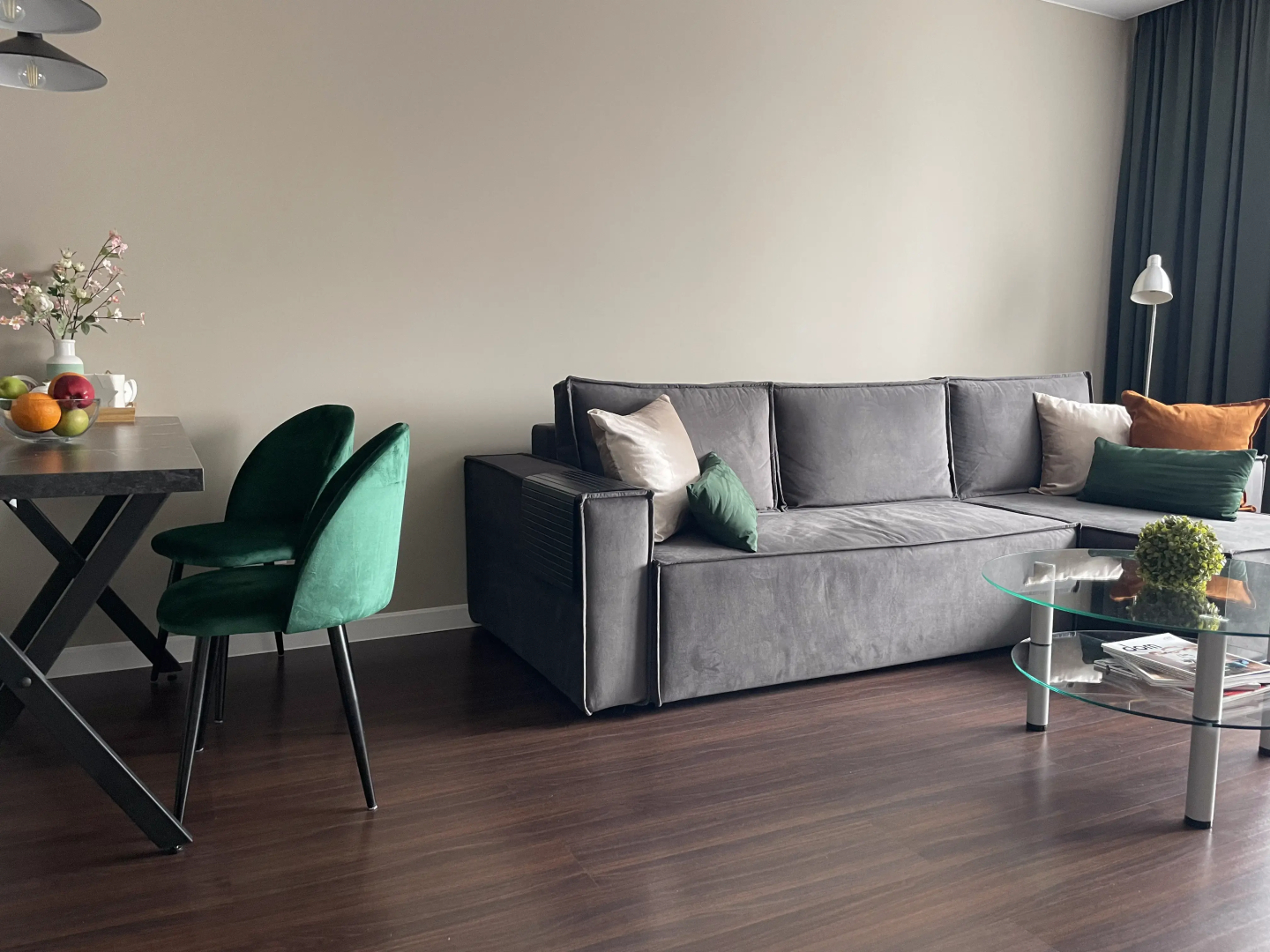 Апартаменты Argentum Home Авиаторов 64