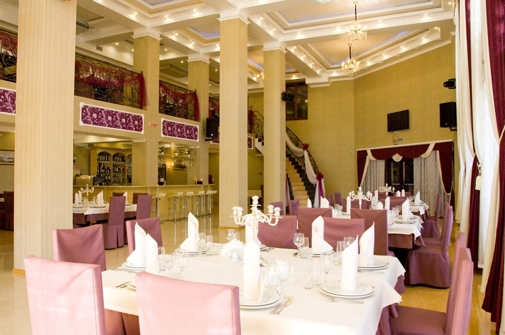 Отель California