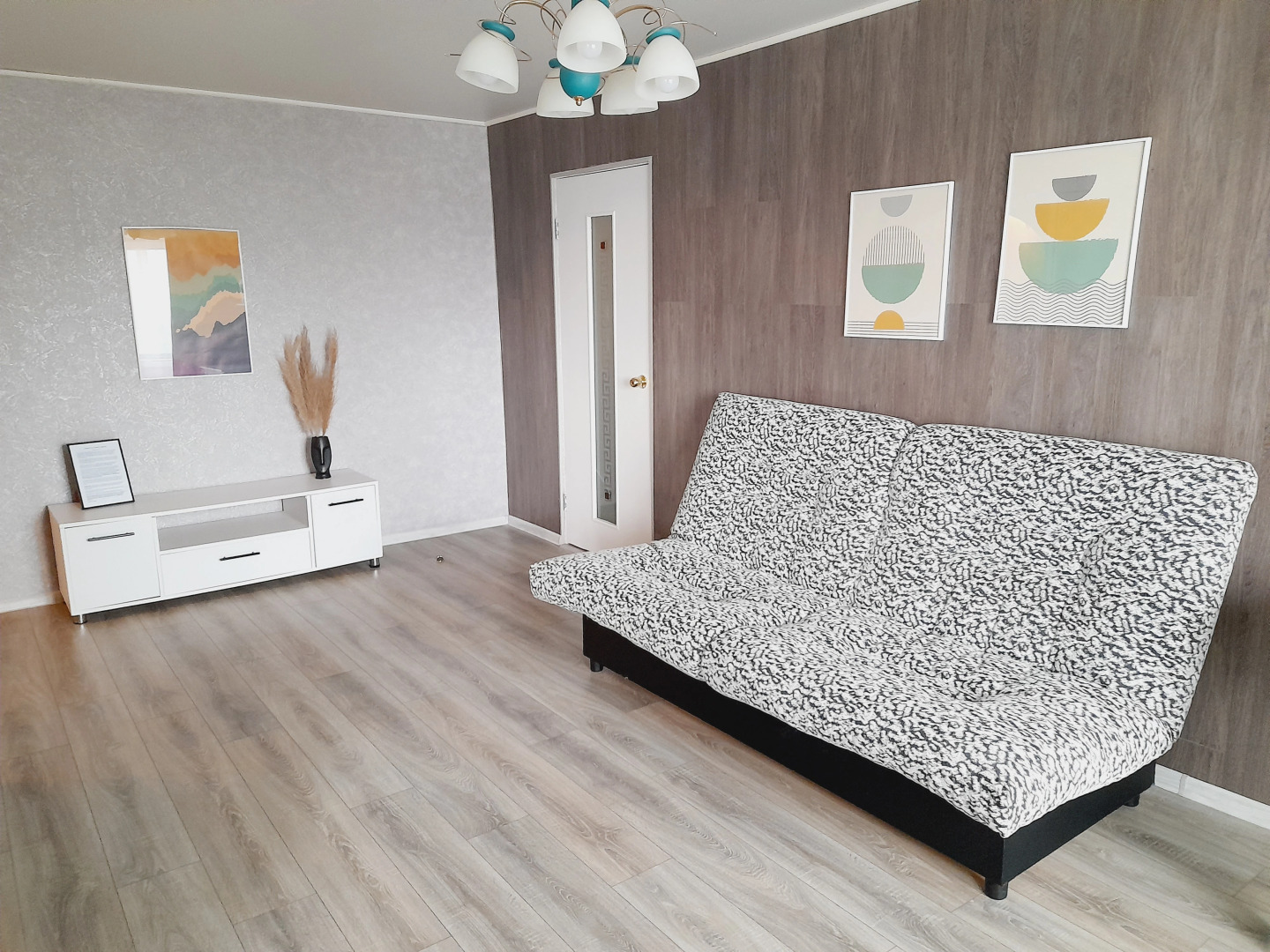 Квартира Уютная Двухкомнатная Квартира в Центре Новоалтайска