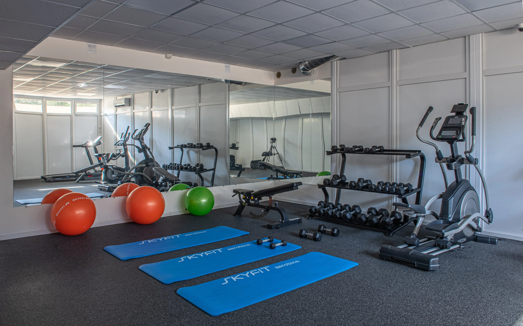 Отель Alean Club Majestic