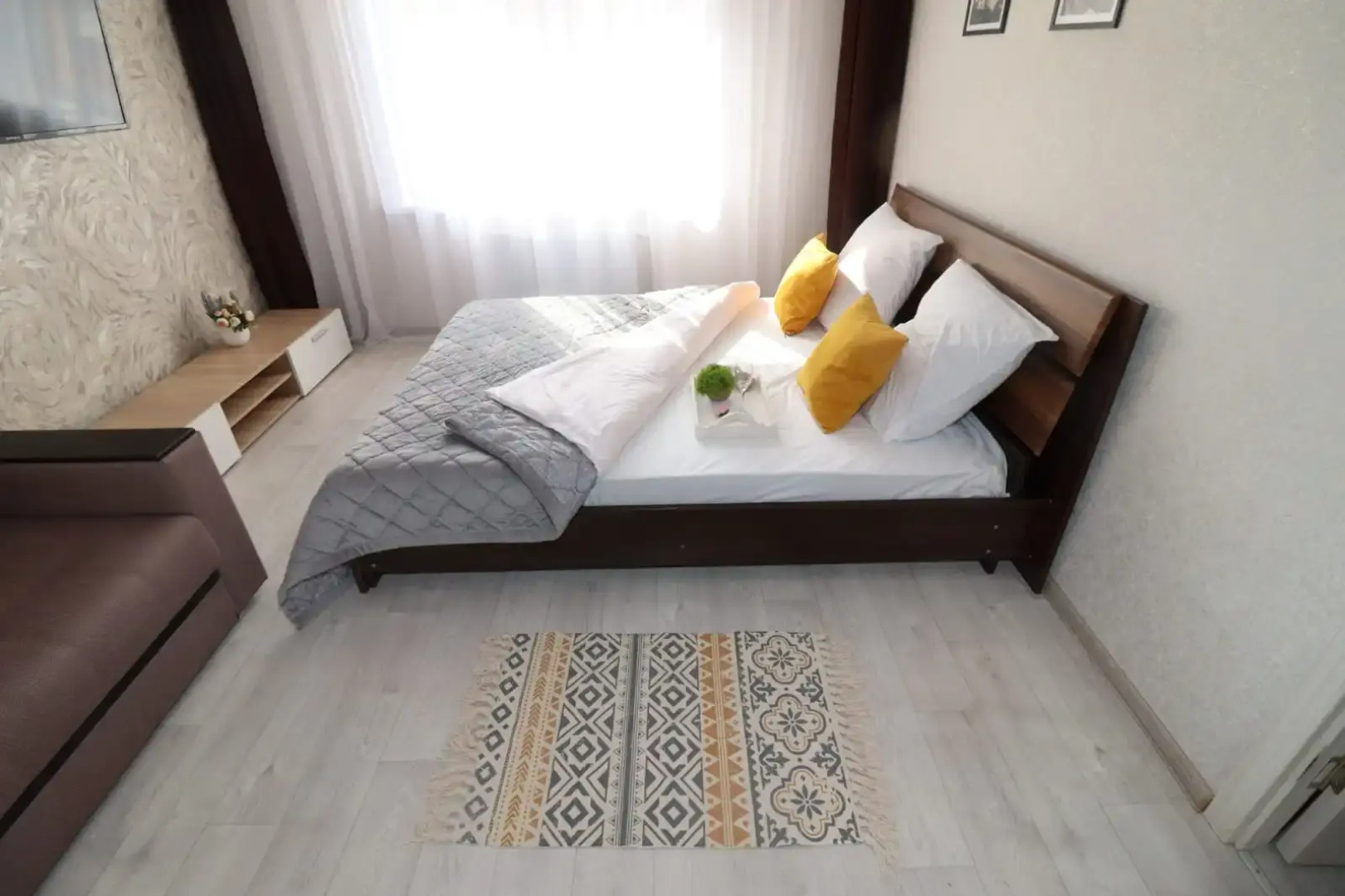 Квартира 180 Уютный Дом