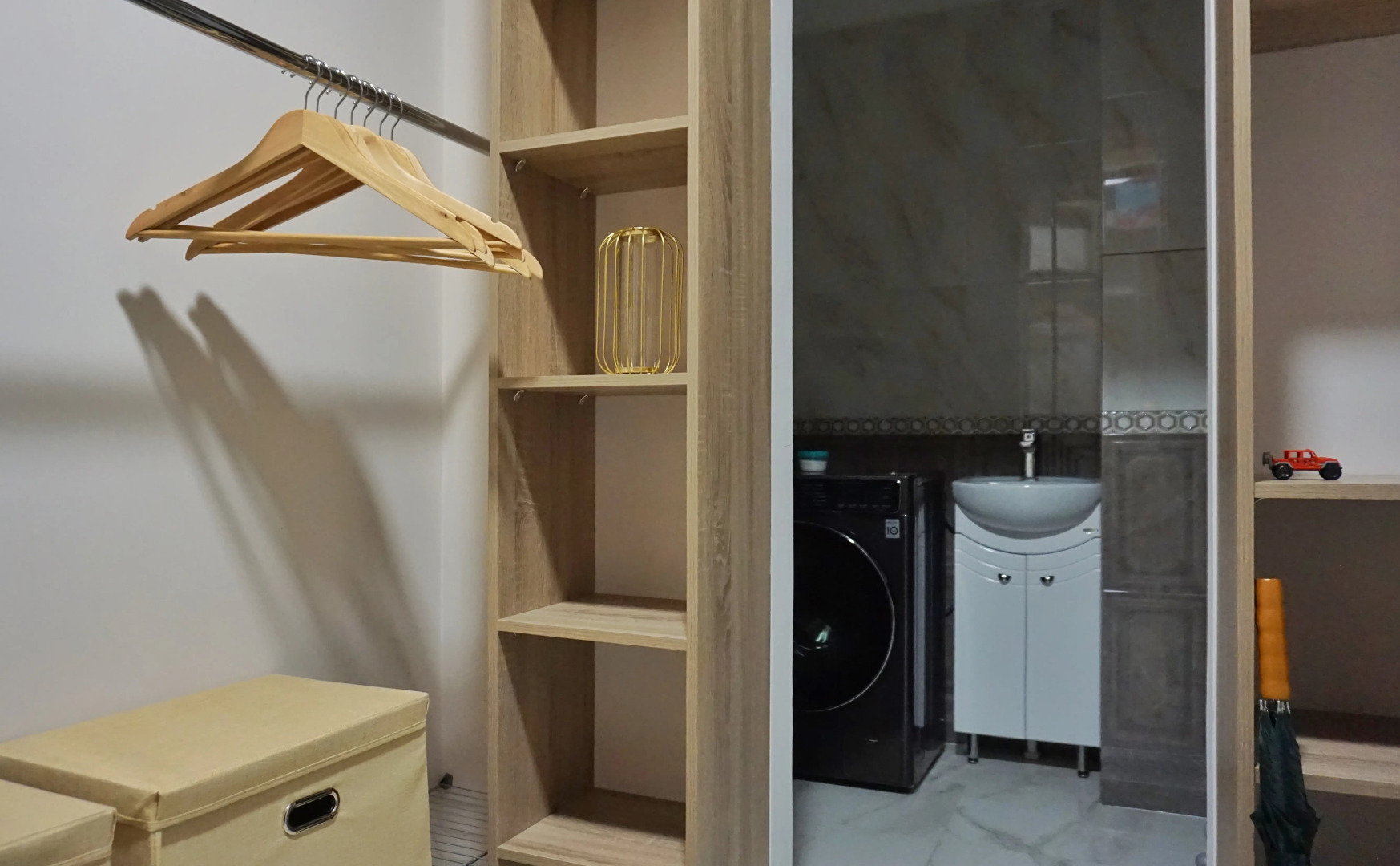 Квартира просторная трешка