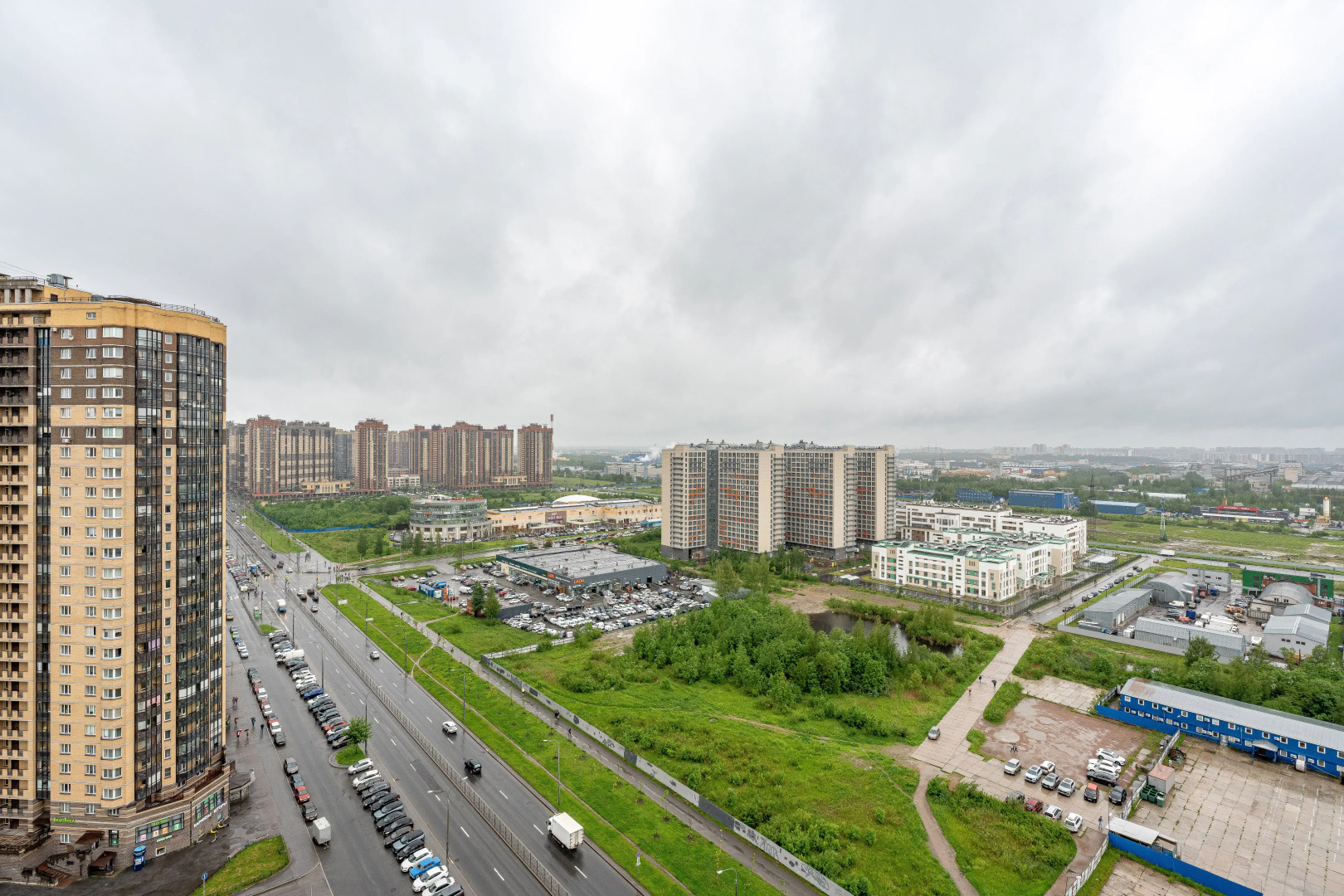 Квартира Sunrise у метро Satin home