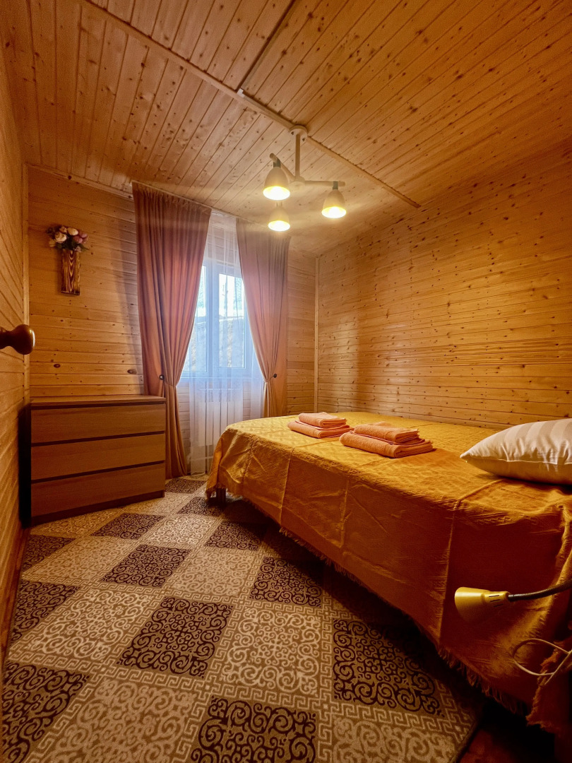 Шале Tanhum House