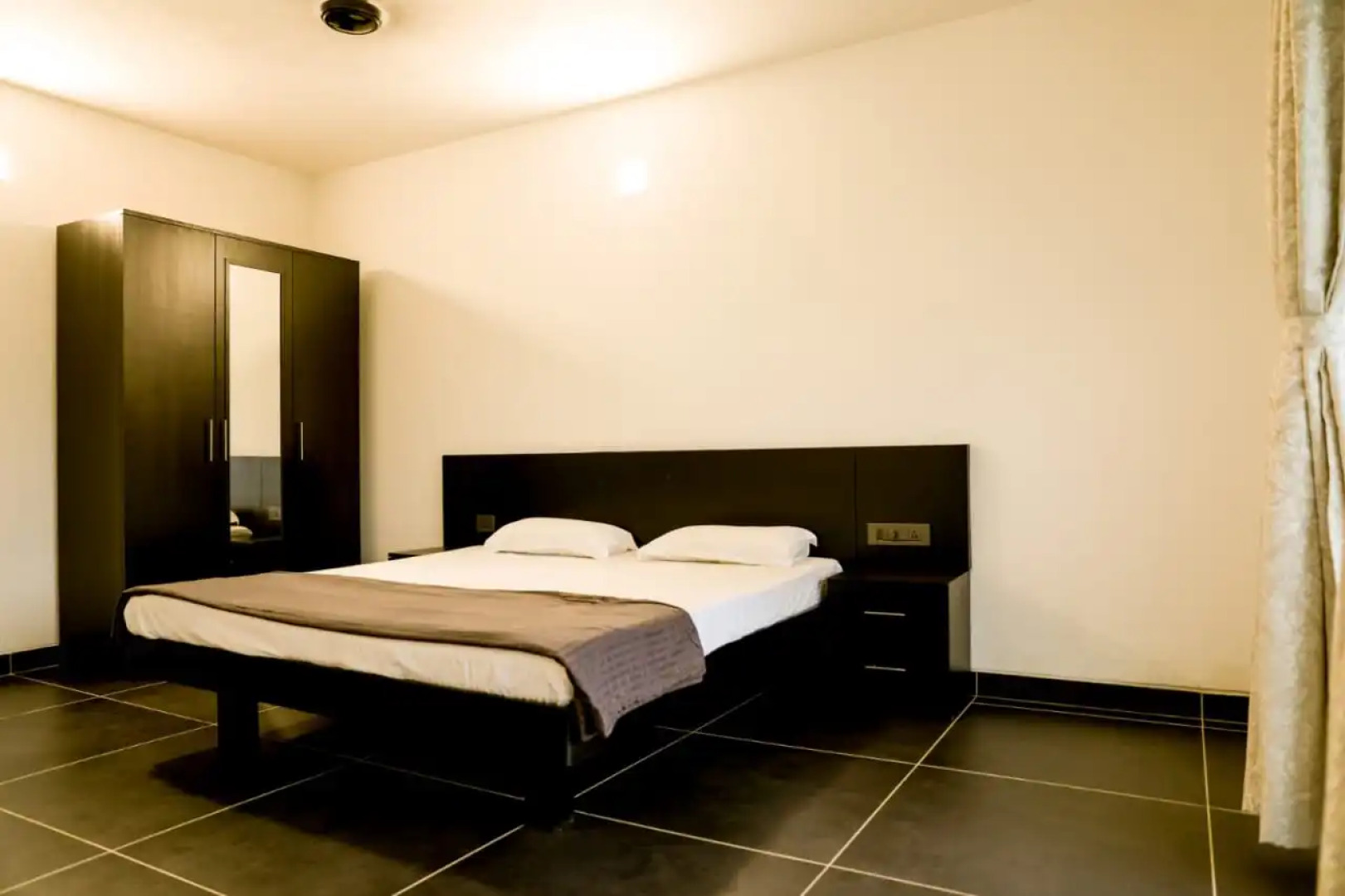 Апартаменты Crystal Village In Green