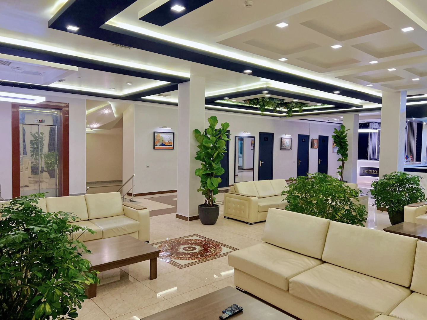 Отель Royal Mansion