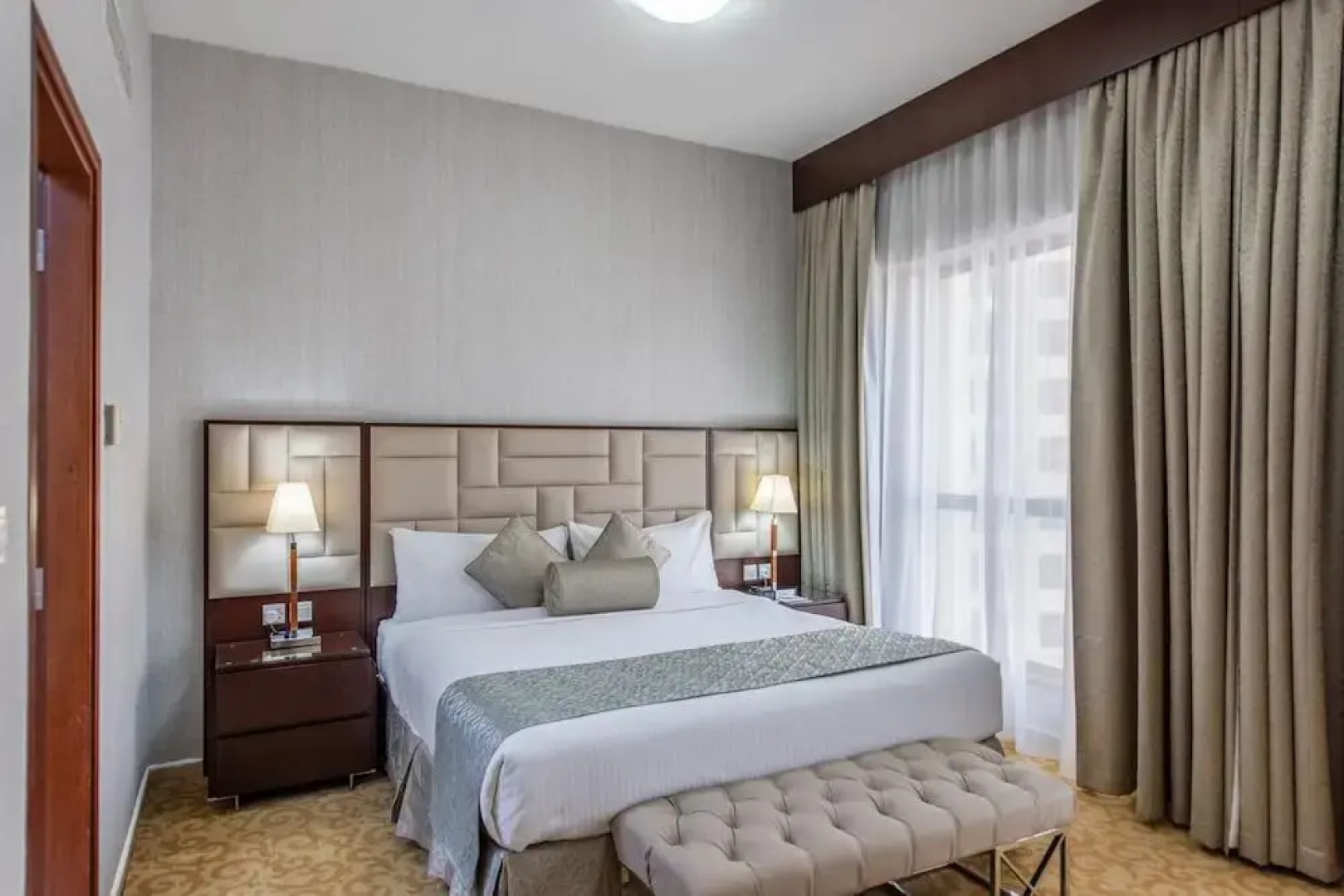 Апартаменты Suha JBR Hotel