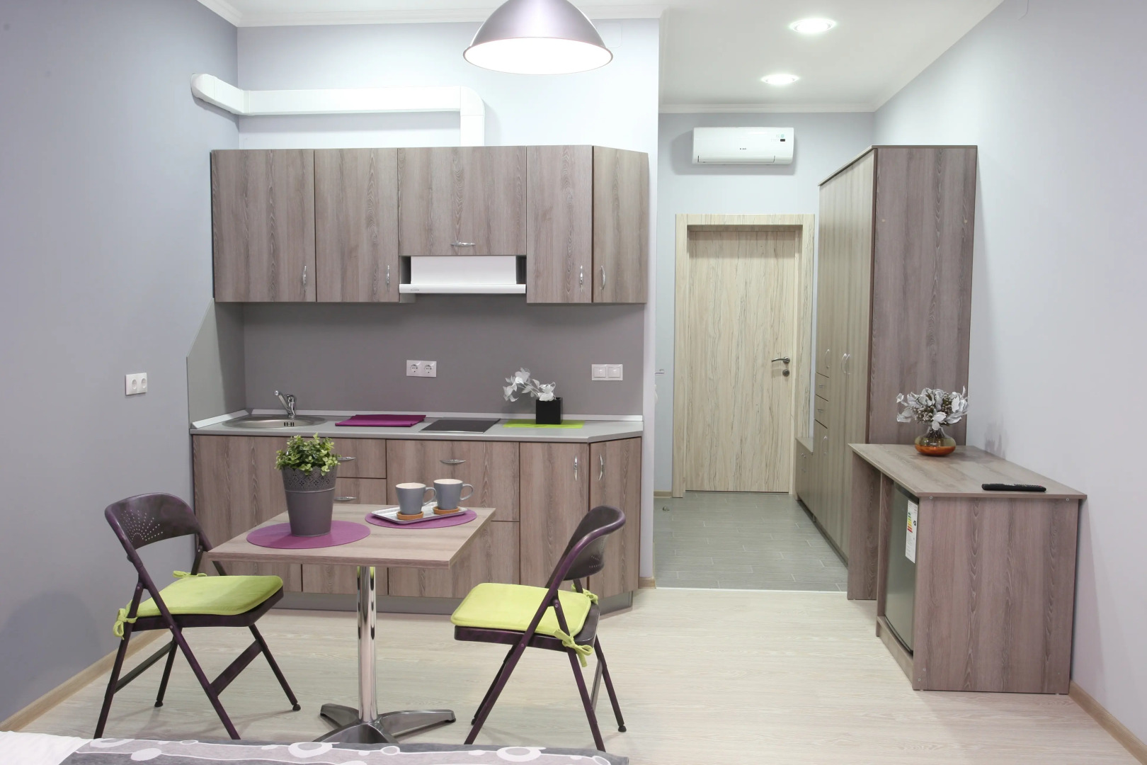 Отель Локация