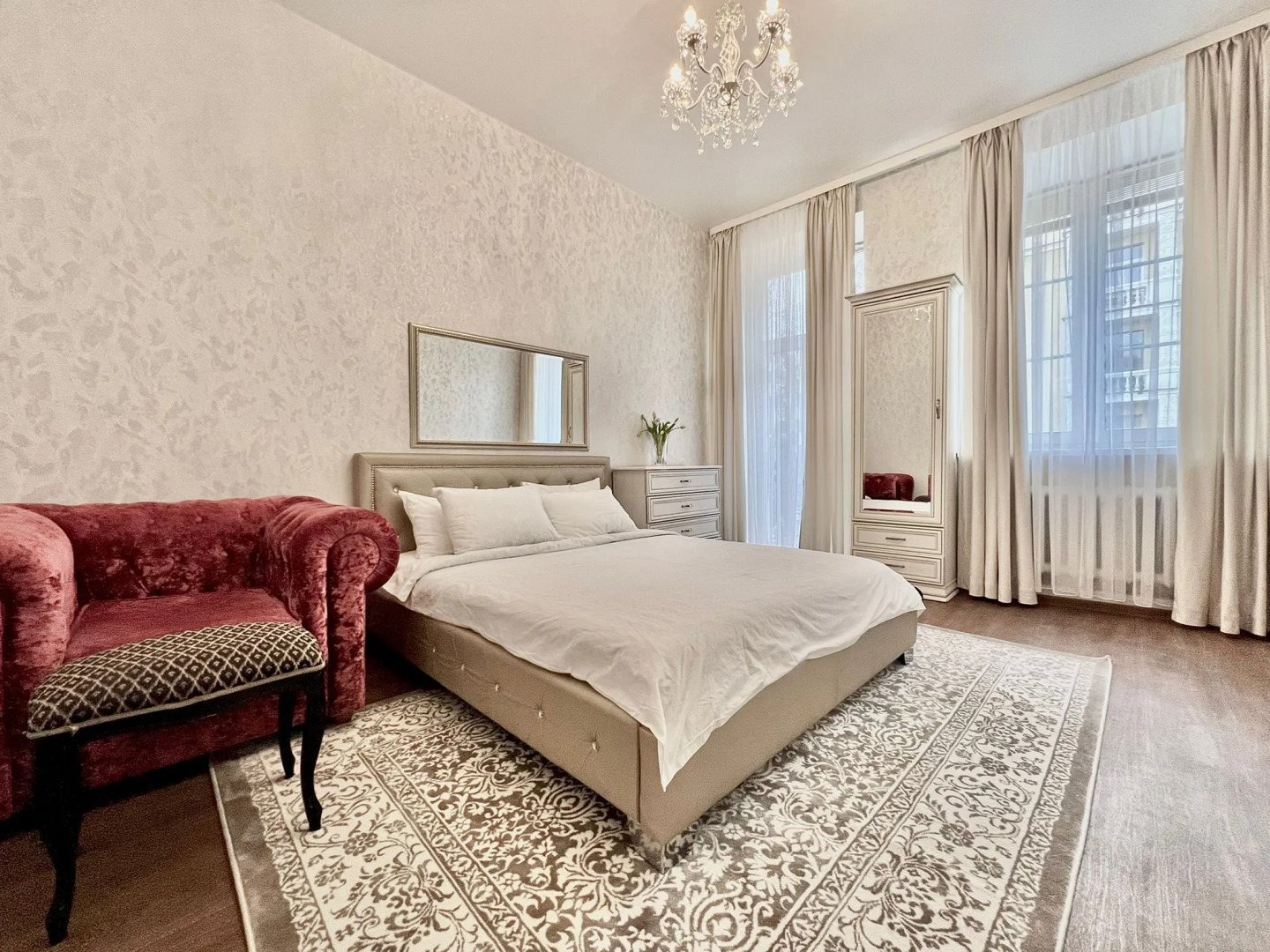 Апартаменты Карла Маркса 19