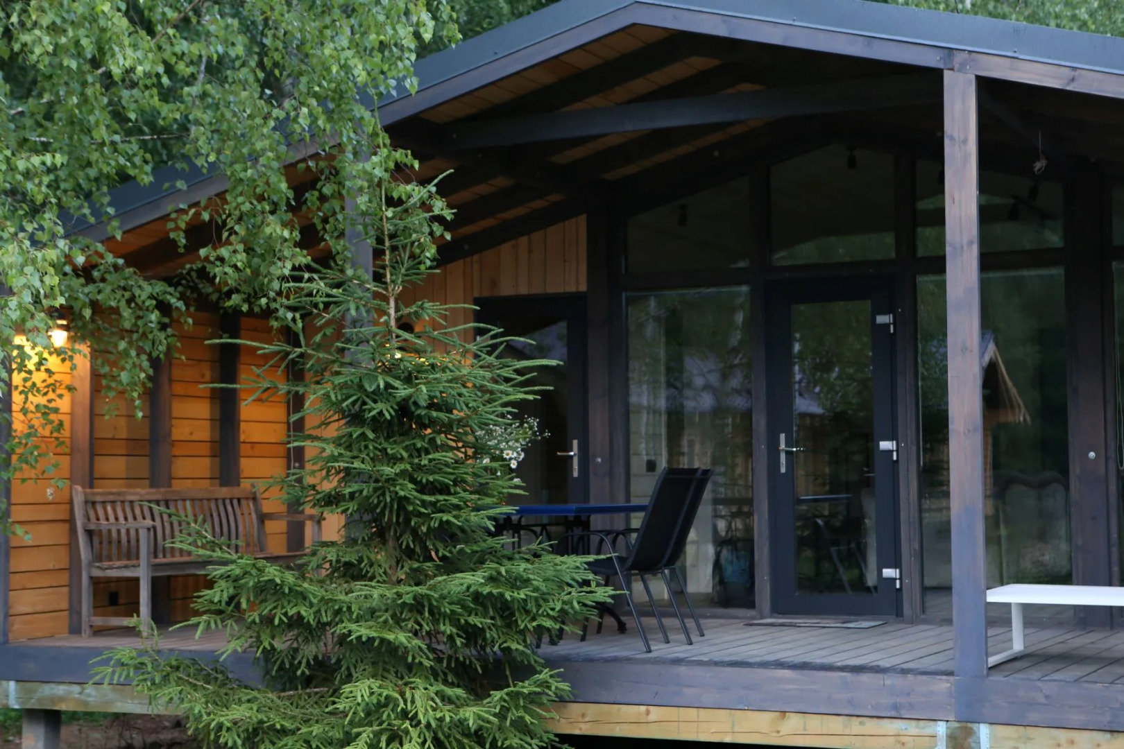 Частный дом Iris House