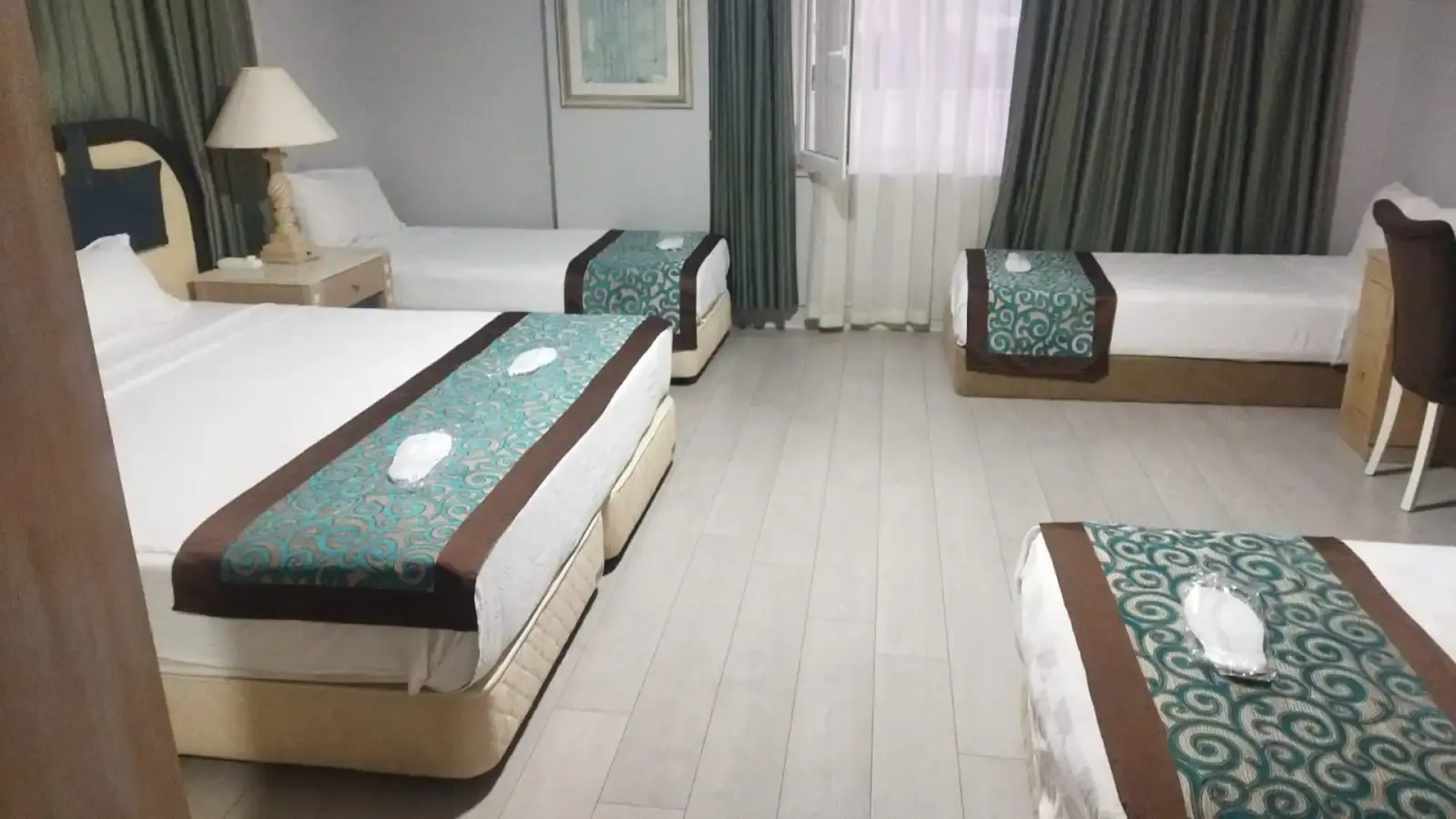 Отель Sever Suites