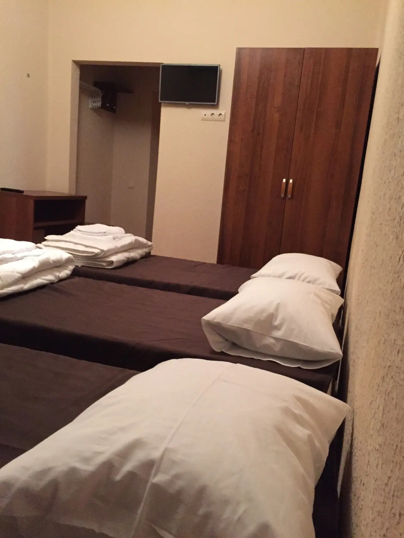 Like Hotel