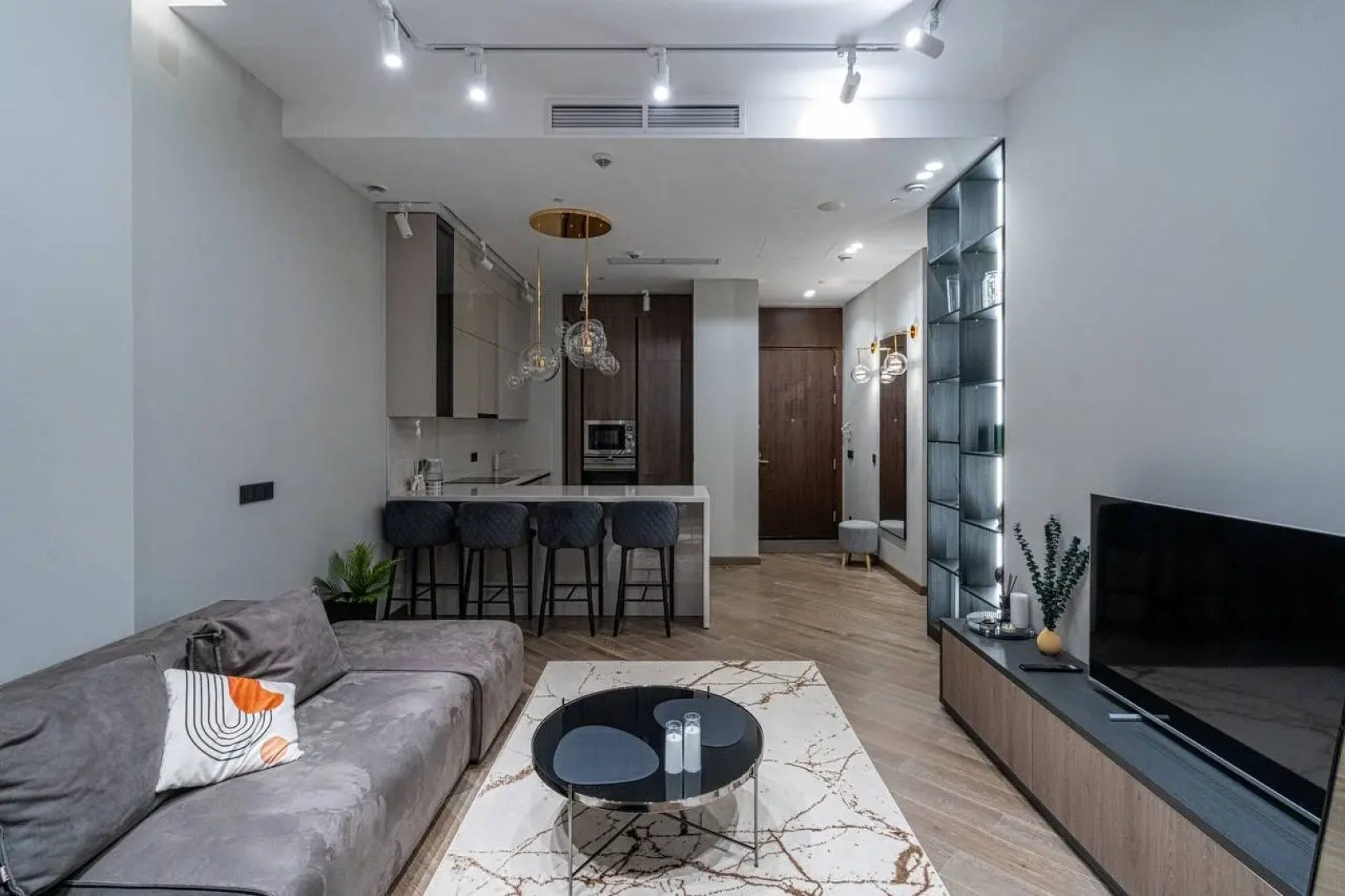 Апартаменты Sky City Moscow 59 этаж! Редкий вид на город! Интерьер нежный как лакомка!