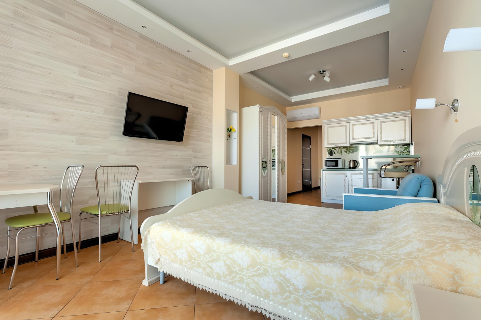 Апартаменты Актёр Гелакси 8