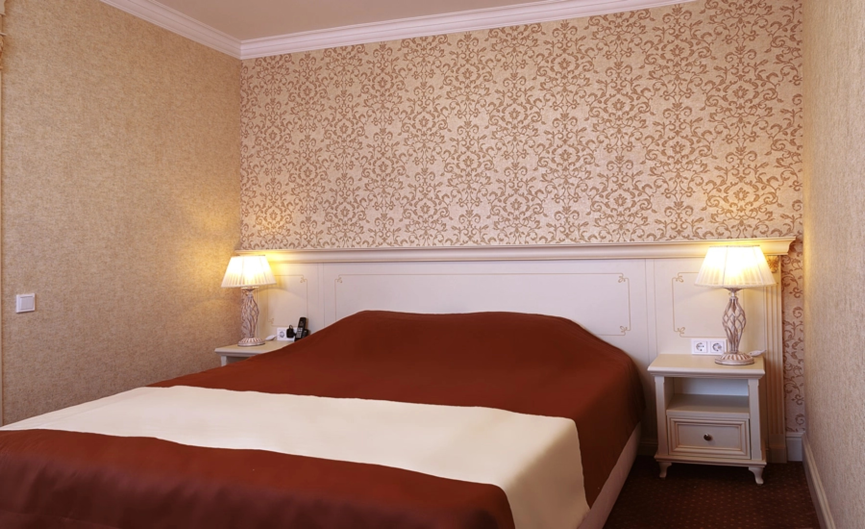 Отель Салют