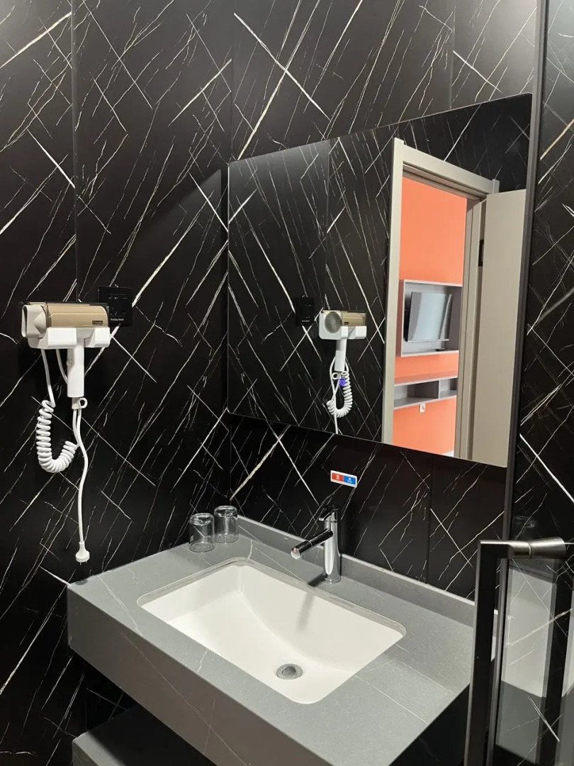 Отель Holiday Hotel