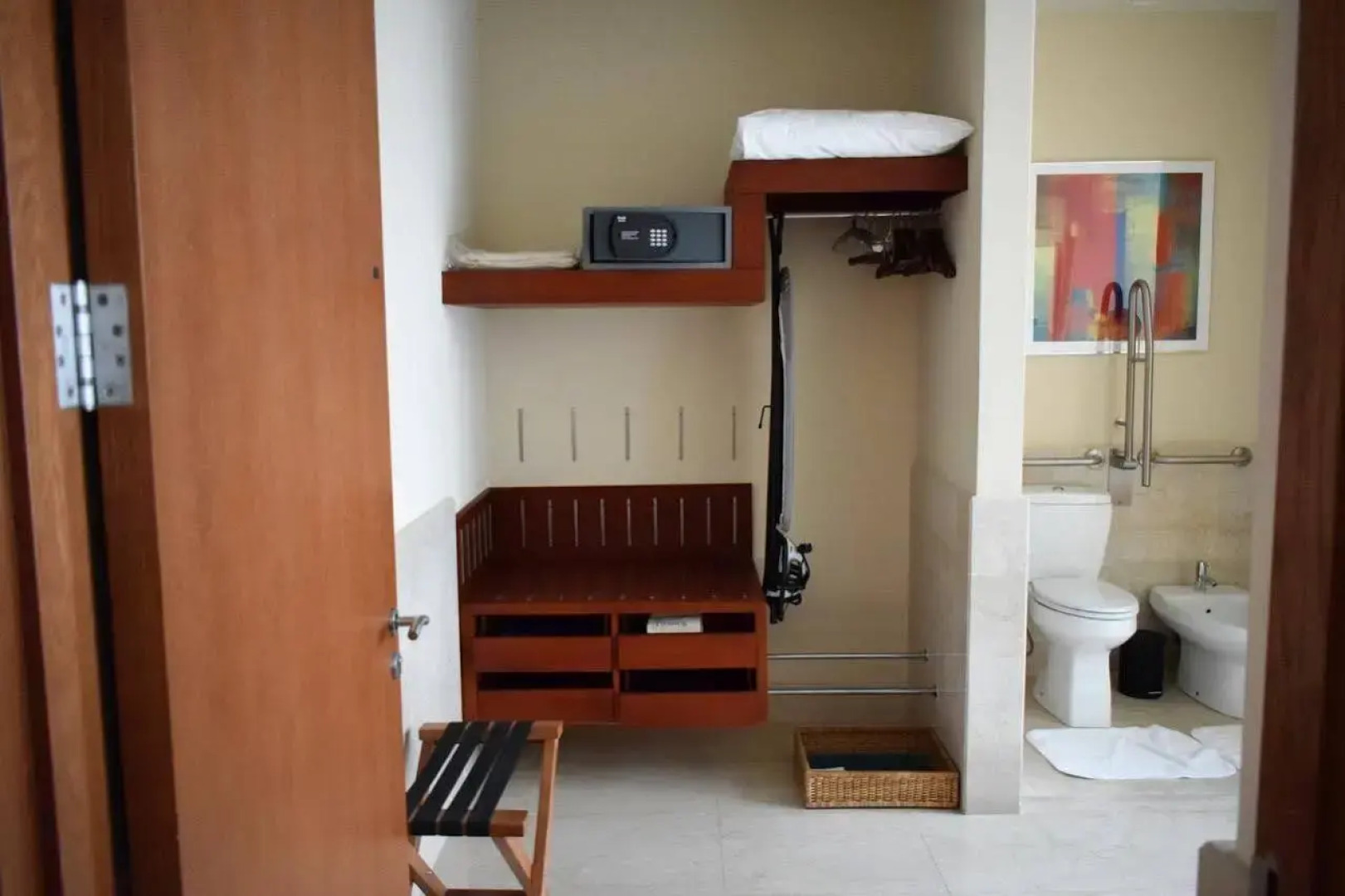 Anantara Downtown Dubai Hotel