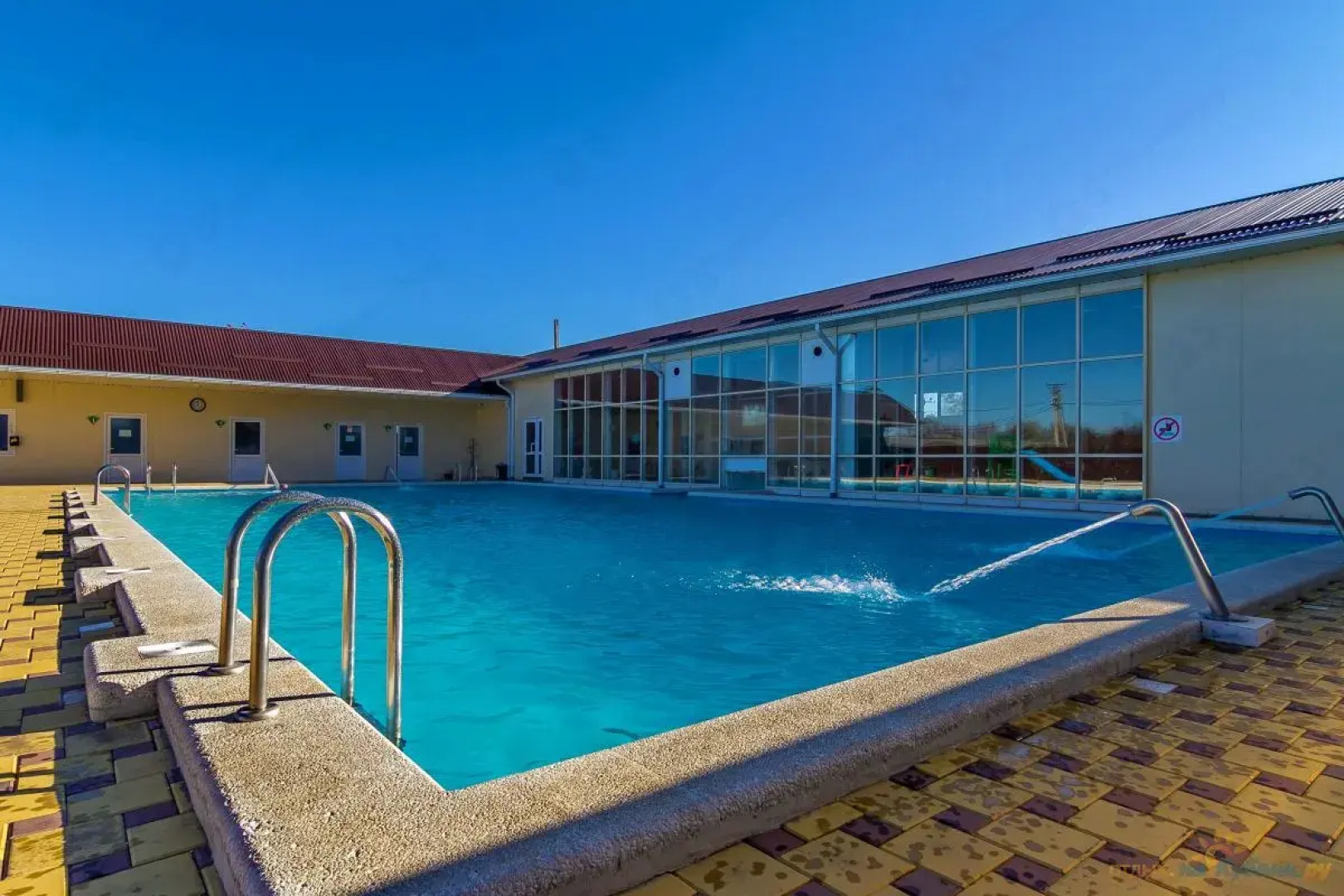 База отдыха Изумруд