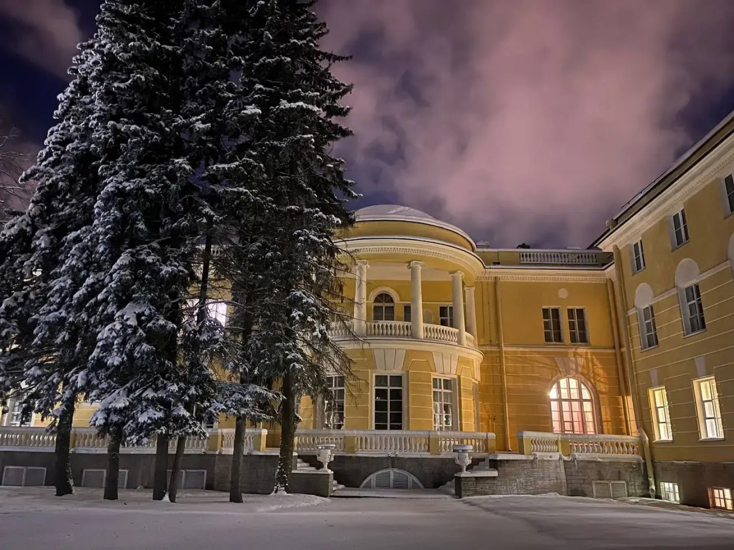 Hotel Kochubey-Sentre