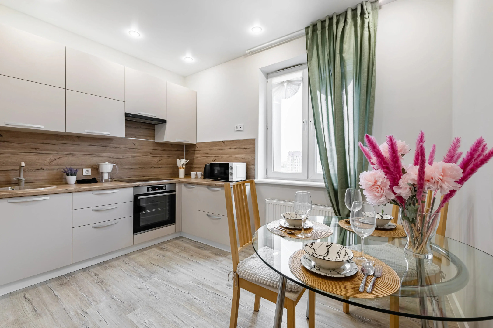 Апартаменты 2х Rомнатные на Вишневского